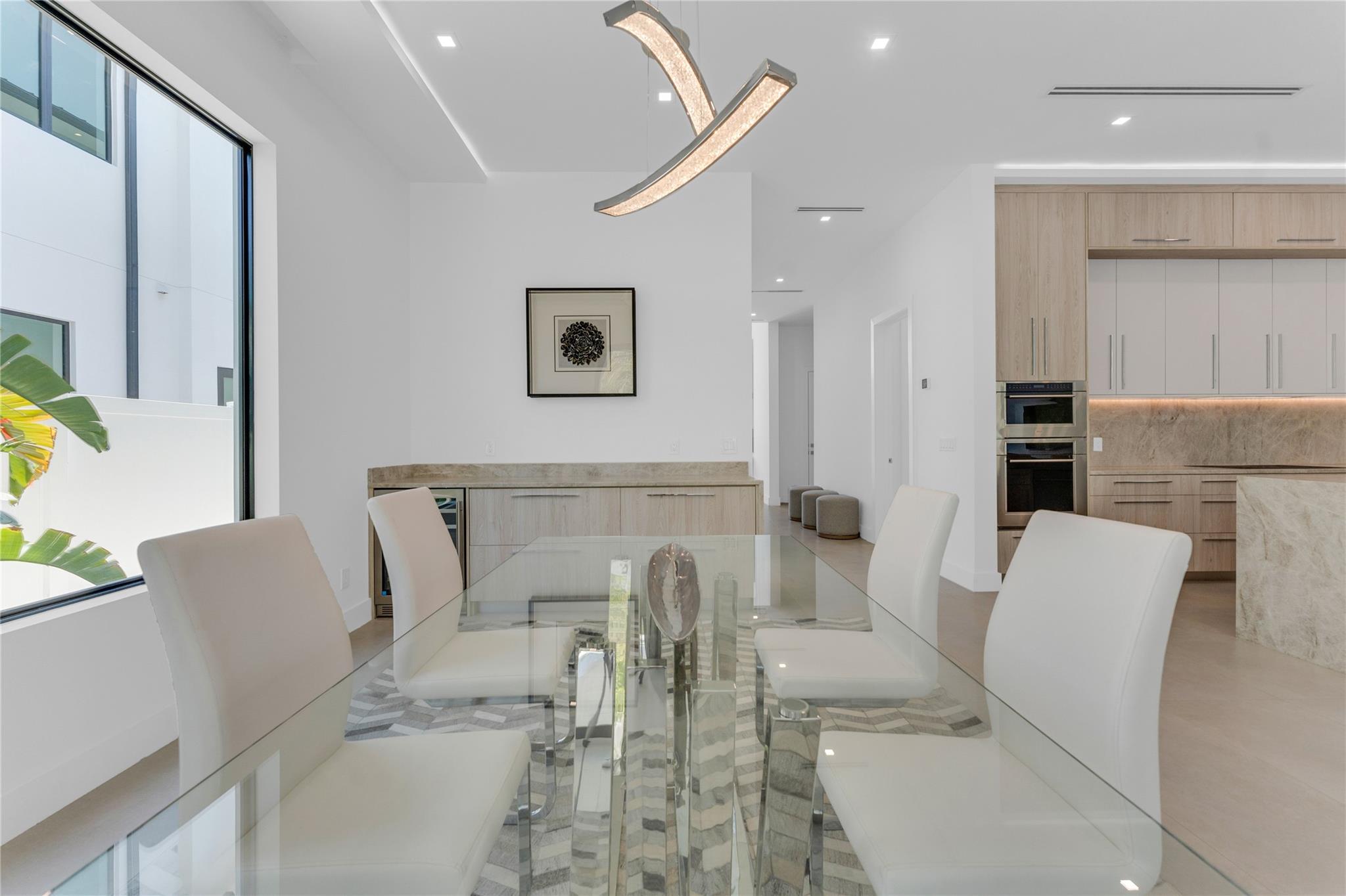 235 NE 11th Street