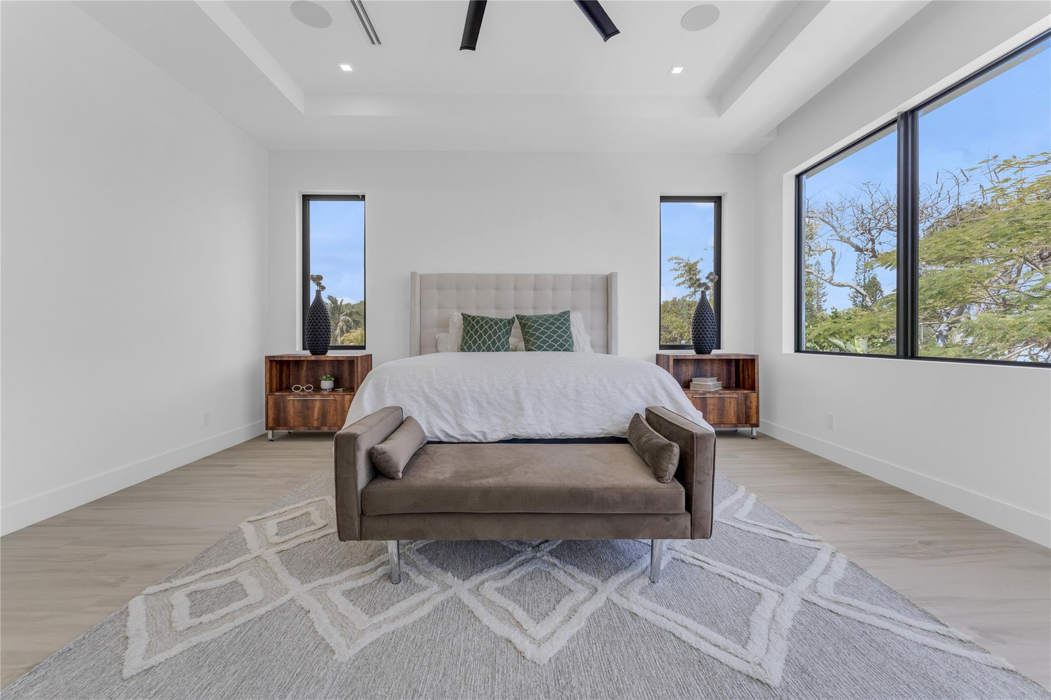 235 NE 11th Street