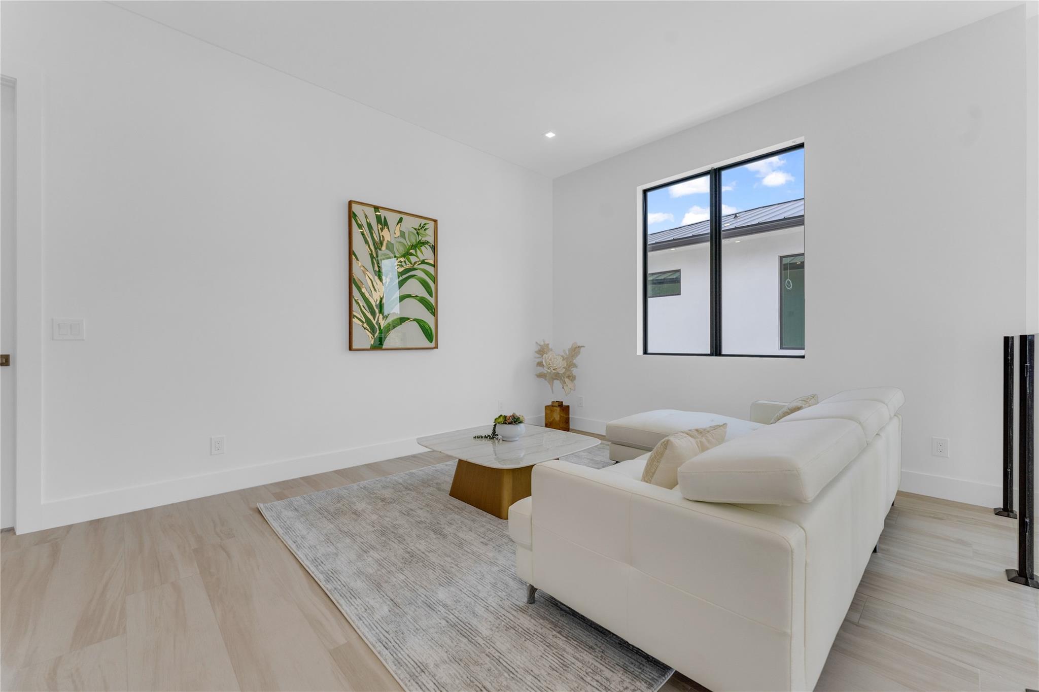 235 NE 11th Street