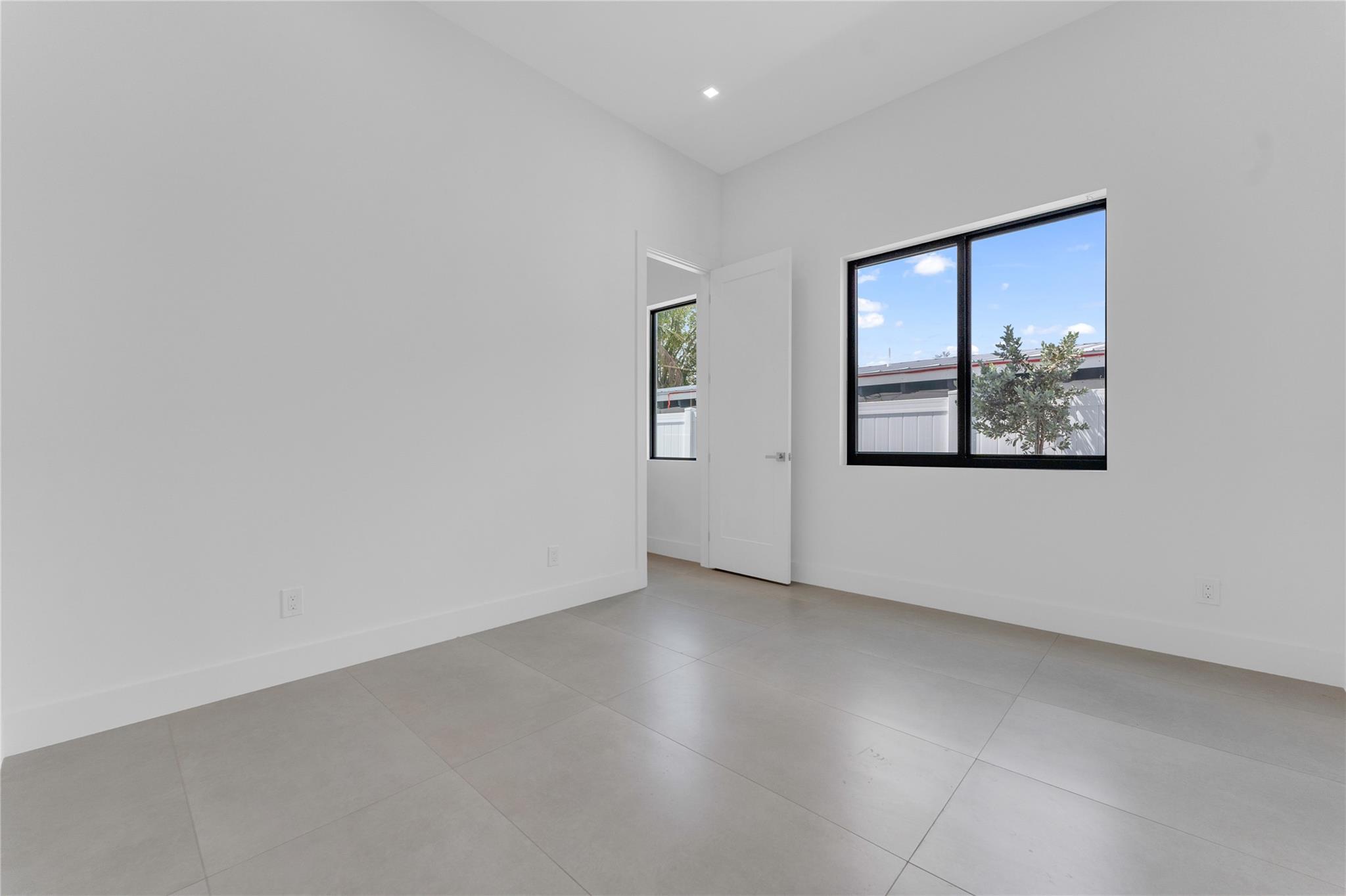 235 NE 11th Street