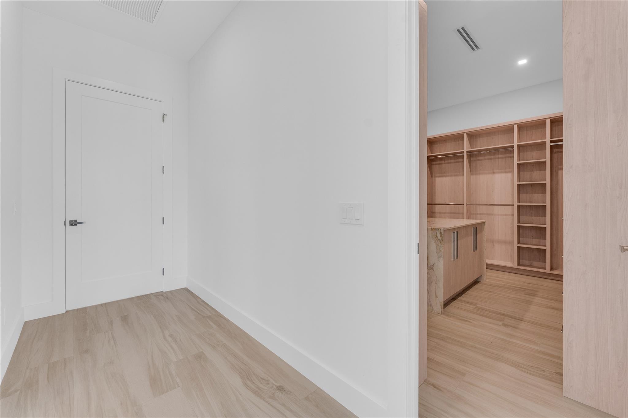 235 NE 11th Street