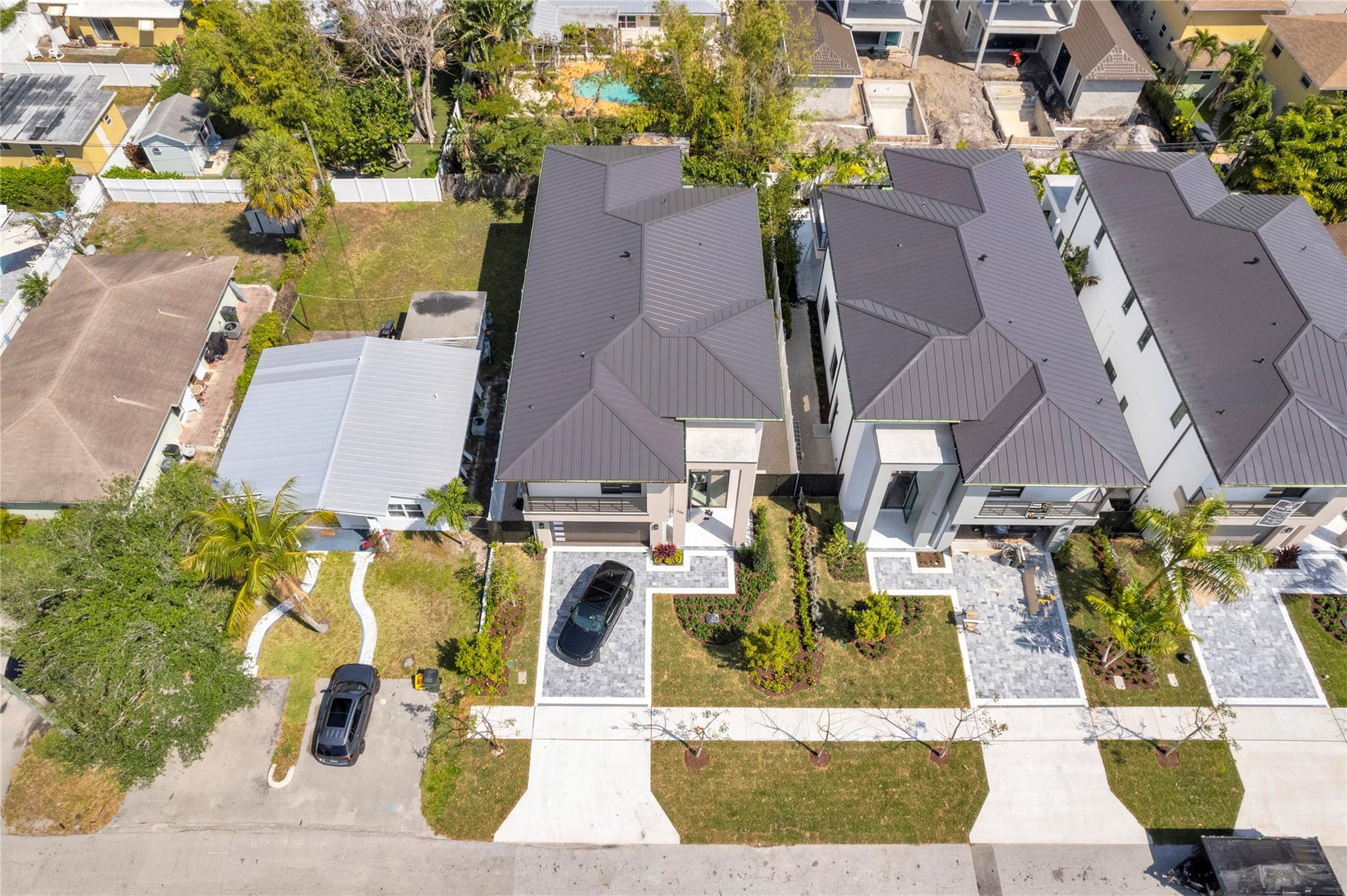 235 NE 11th Street