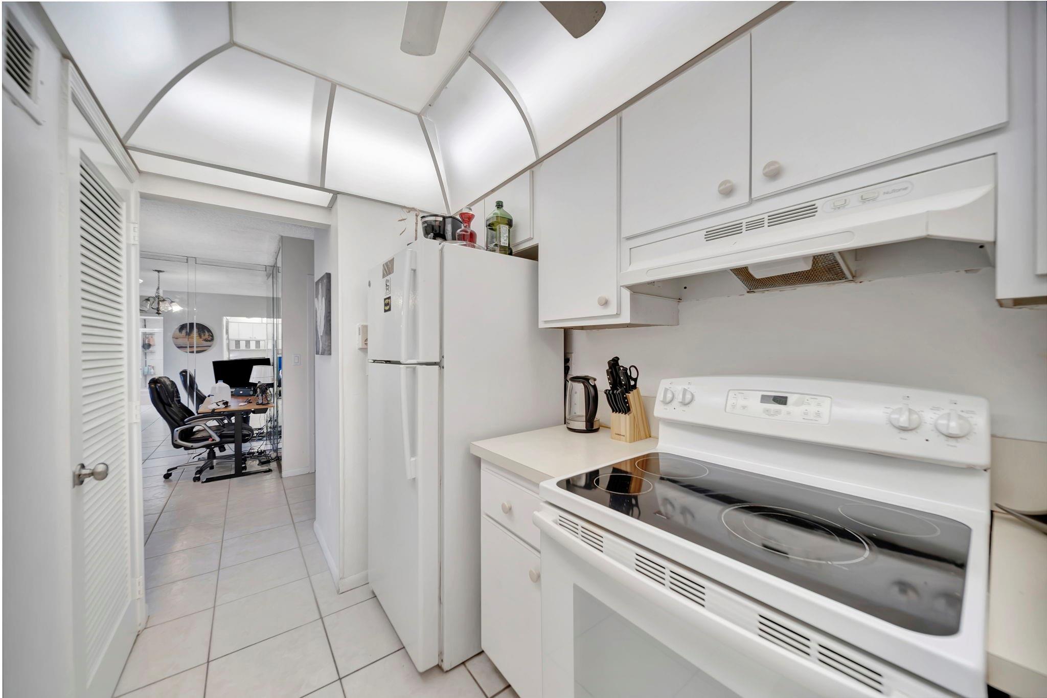 200 S Birch Rd 505