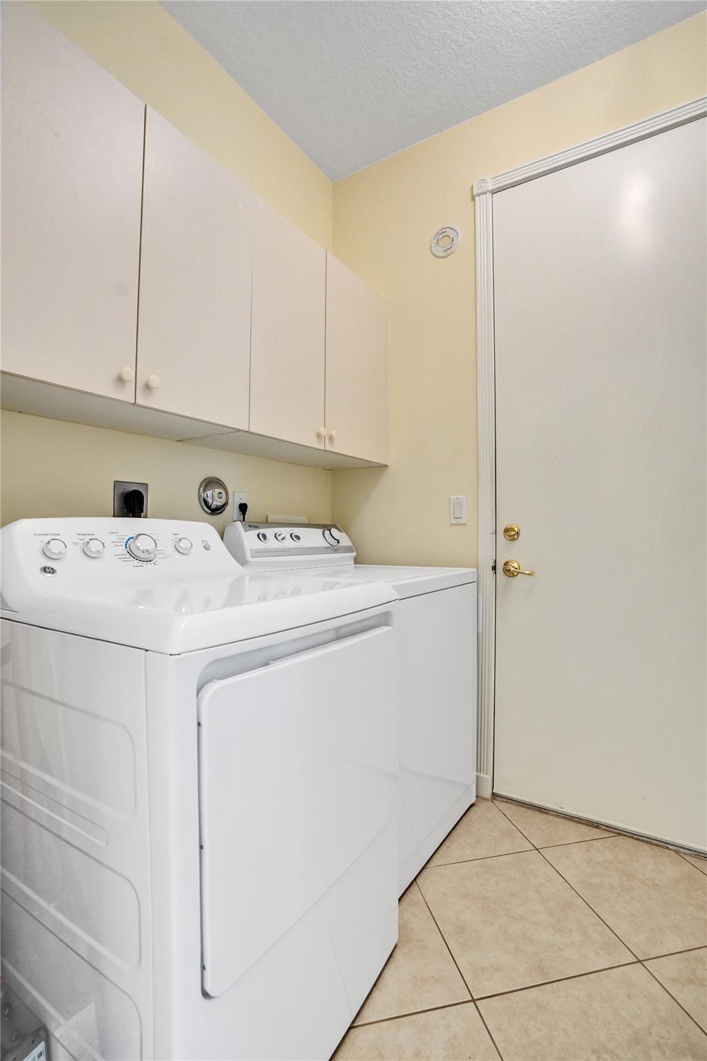 FTL.FTL_FTL/Property/PHOTO-Jpeg/1111475269/19/Mjg4MC8xNjgwLzIw/MjAvNjA4NS8xNzQ0NTc1NDQy/naFeWkgHOf3NPG9OeeWFPiIDFO1e21NBo8WOmtbPL0w