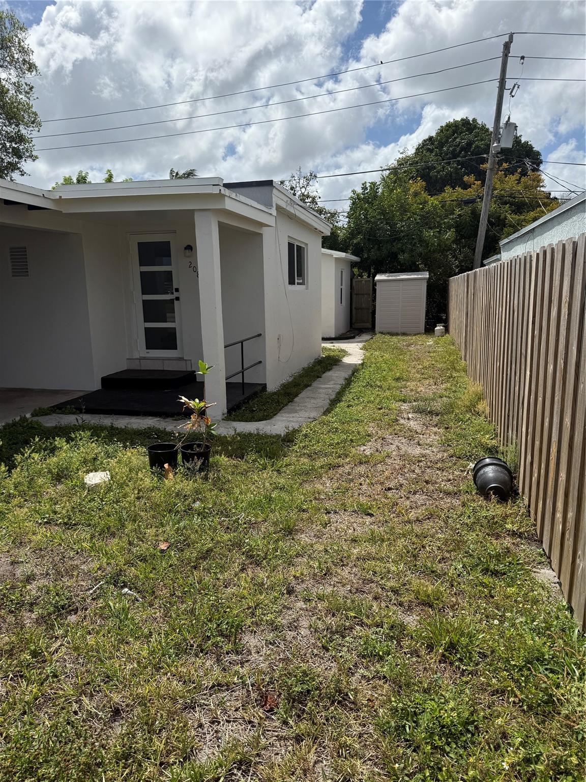 Homes for sale in Hollywood, FL | 208 N 56th Ave, Hollywood, FL 33021 | MLS# F10497459