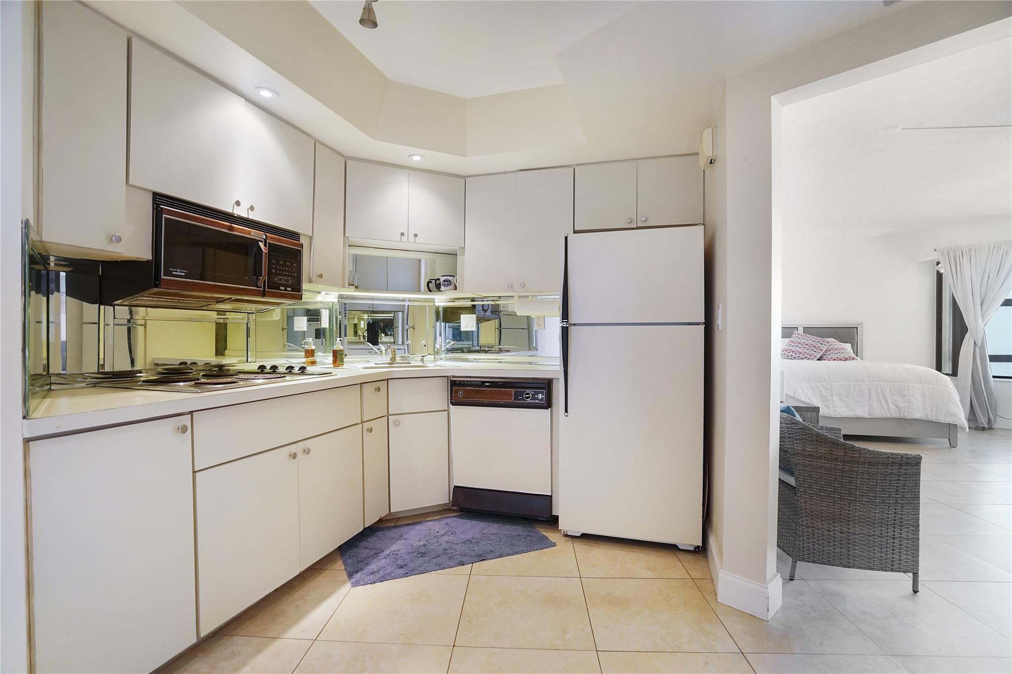 3800 Galt Ocean Dr 609