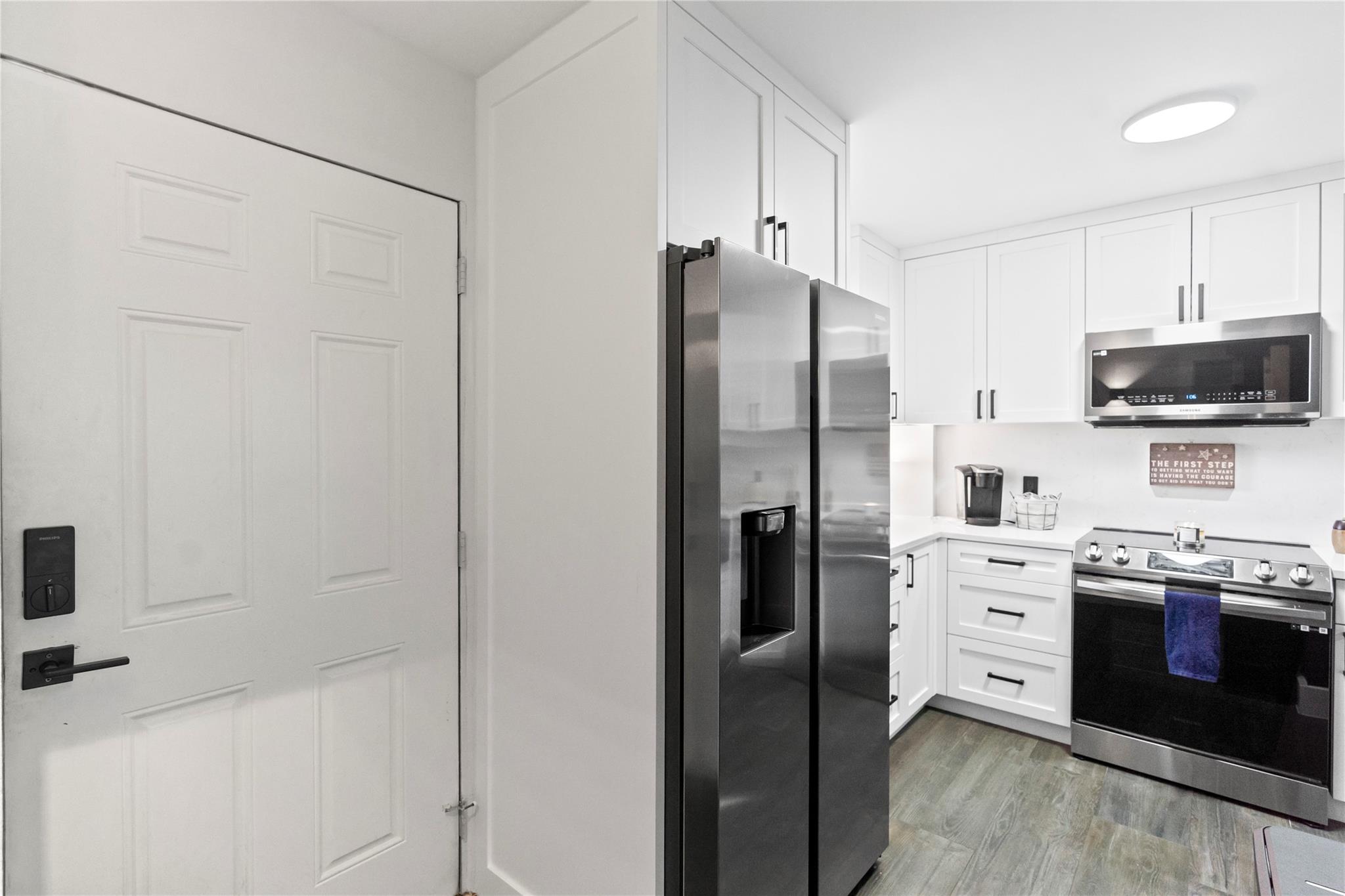 104 Royal Park Dr 4H