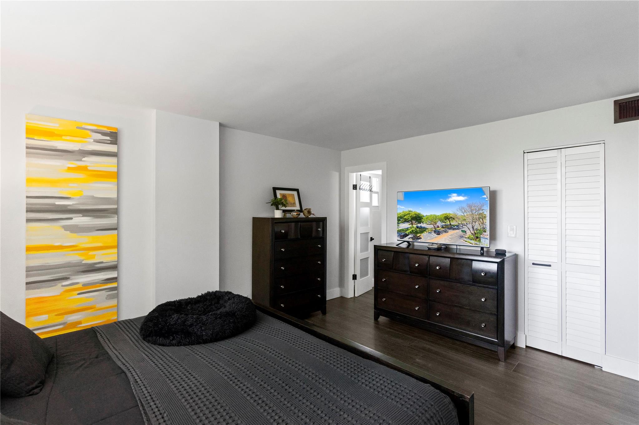 104 Royal Park Dr 4H