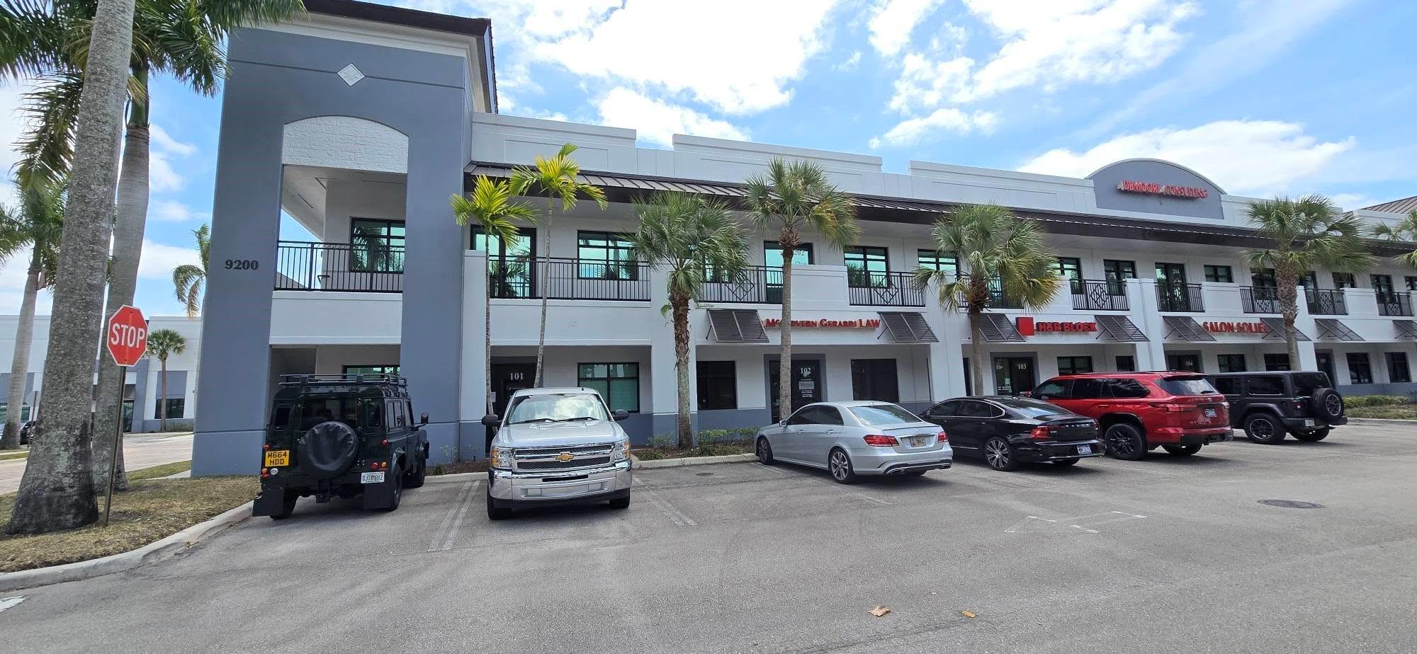 9200 Belvedere Road Unit 101, Royal Palm Beach, Florida 33411