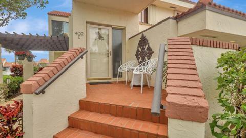 Showcase Image of listing 402 Sea Oats Dr E