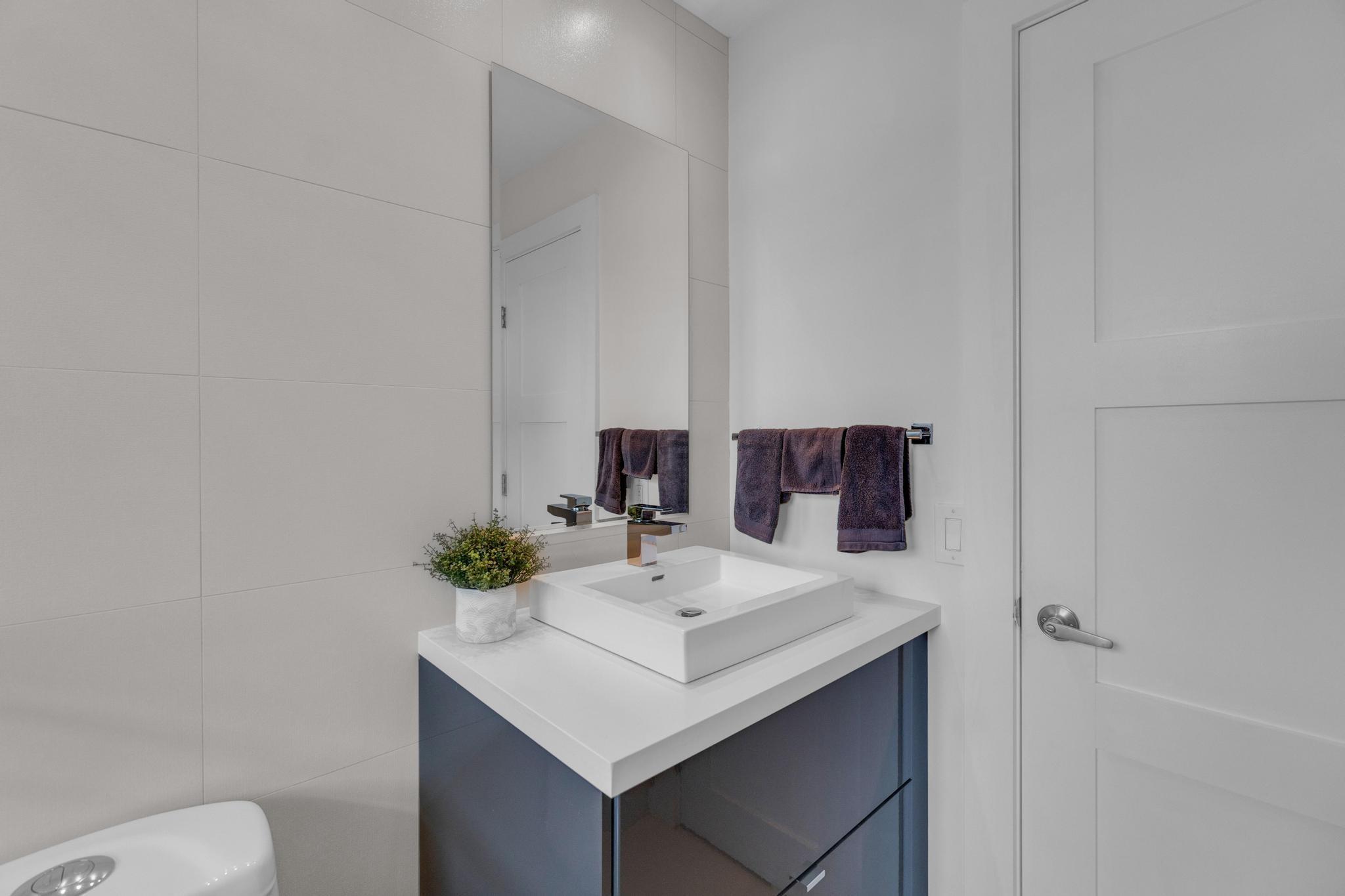 3000 N Palm Aire Dr 601