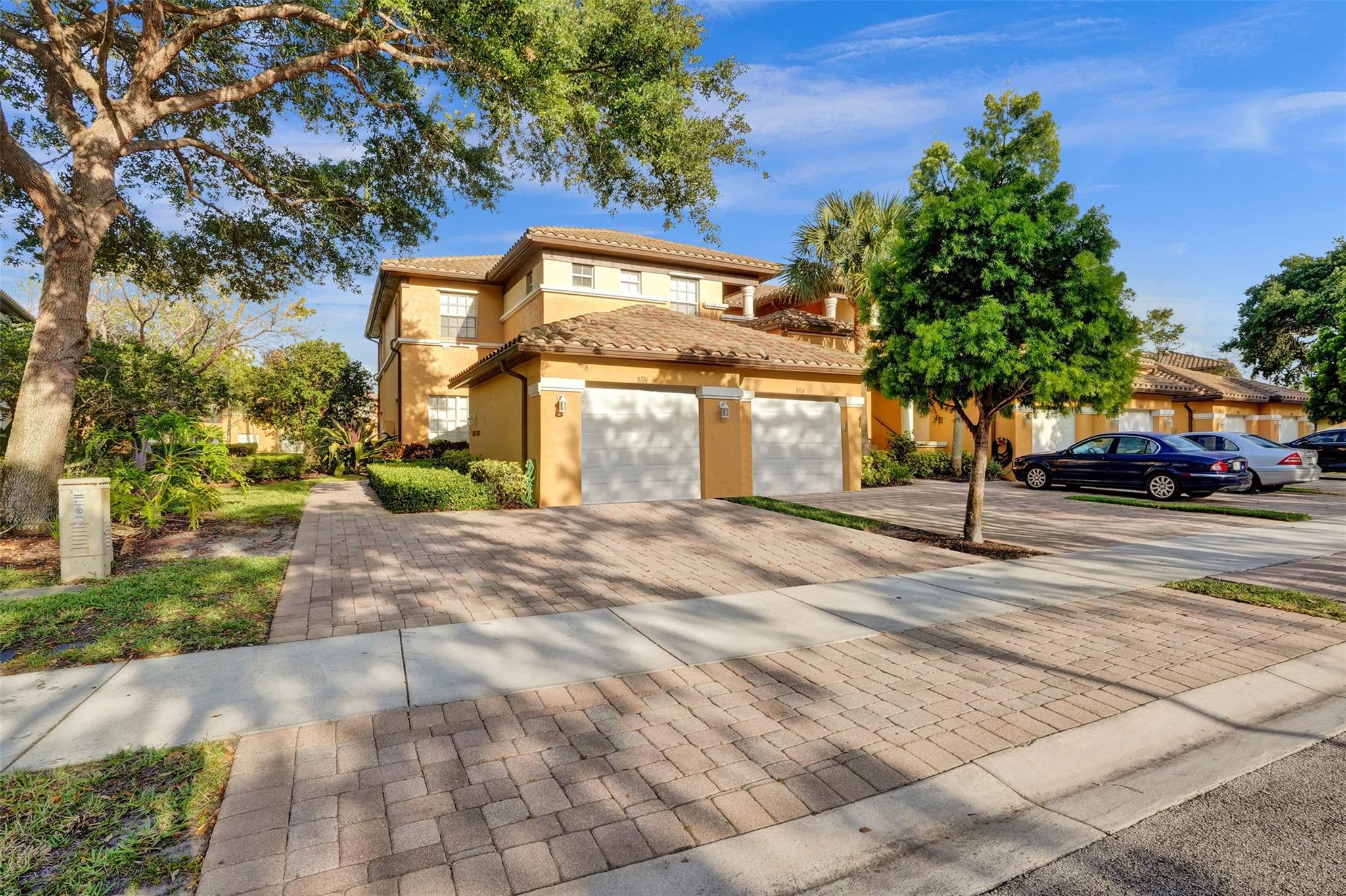 8106 NW 128 9A