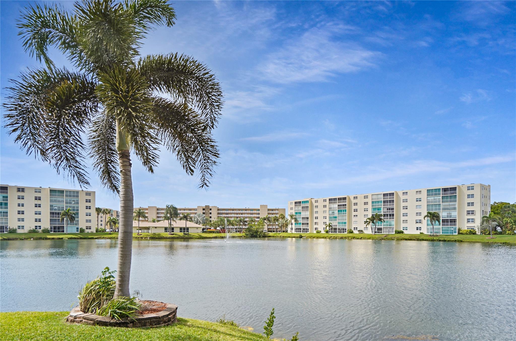 111 SE 3 Ave 306