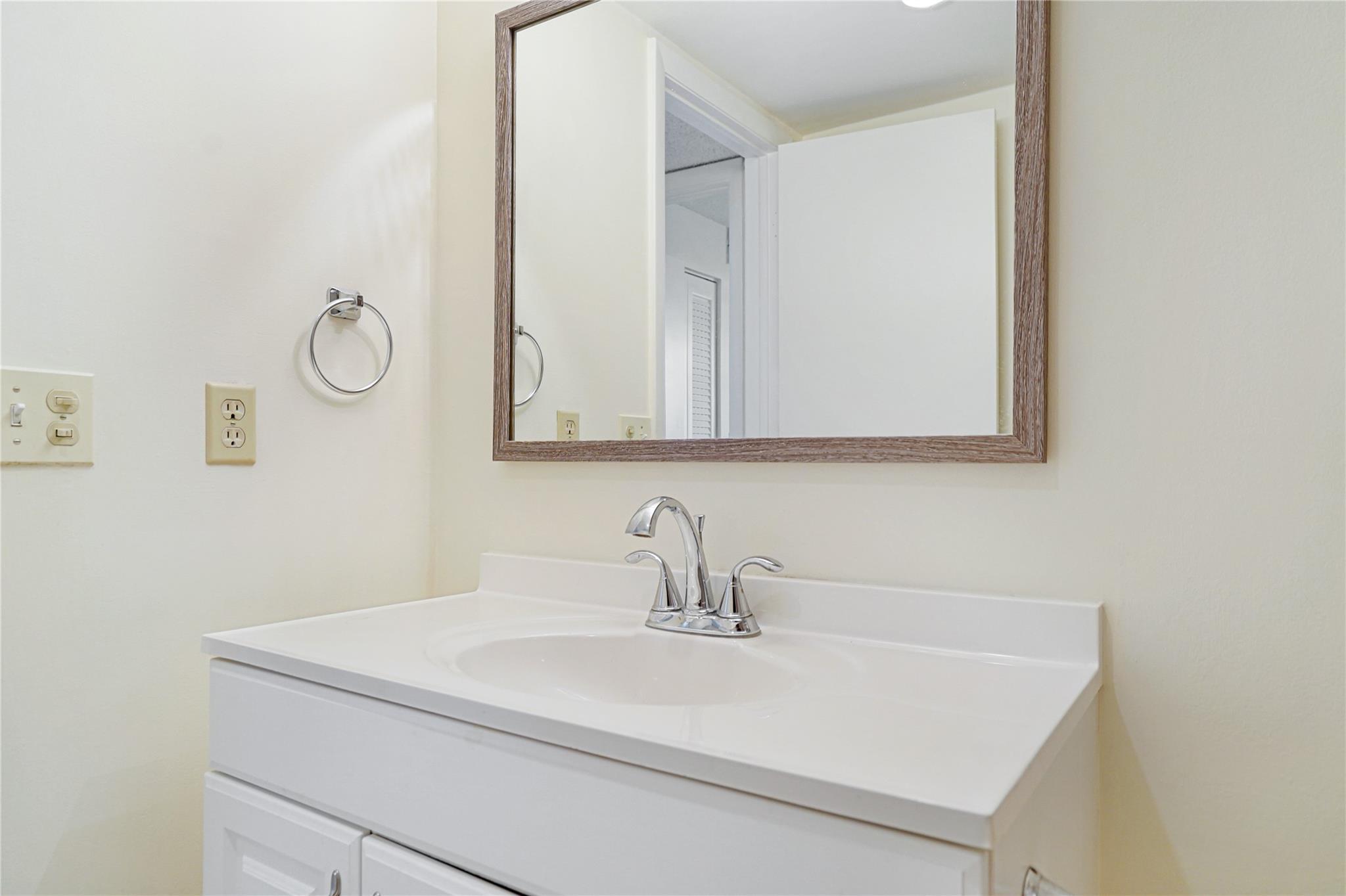 111 SE 3 Ave 306