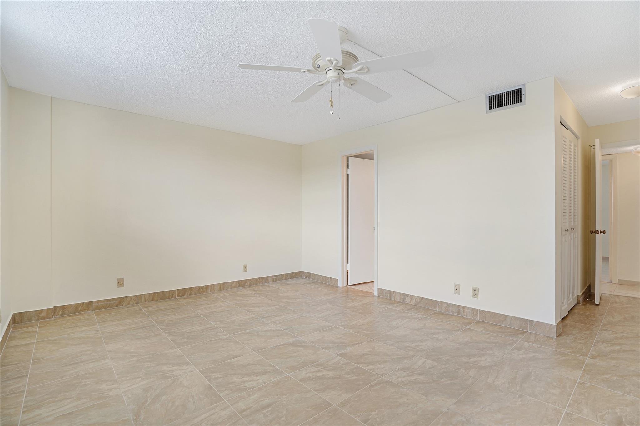 111 SE 3 Ave 306