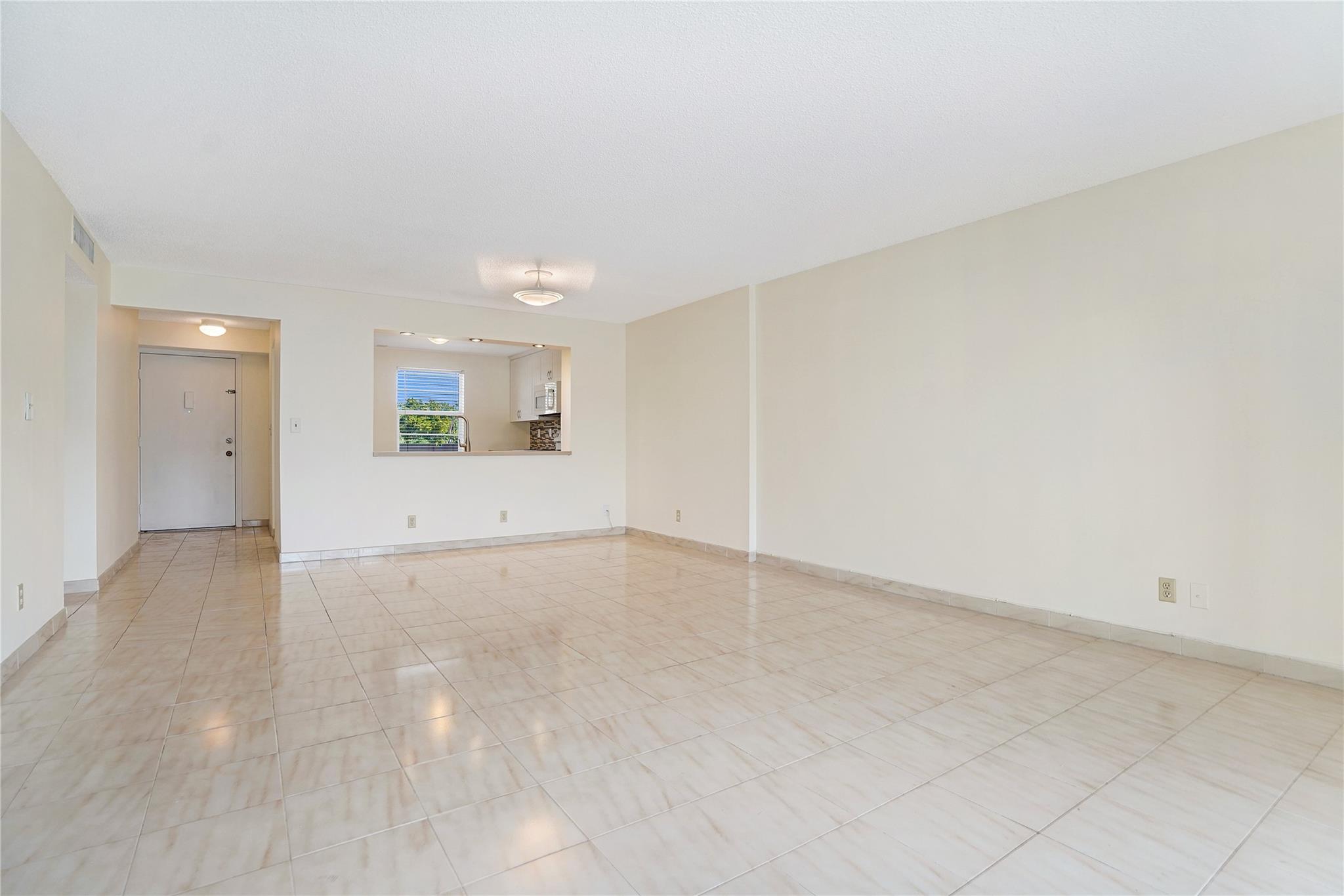 111 SE 3 Ave 306