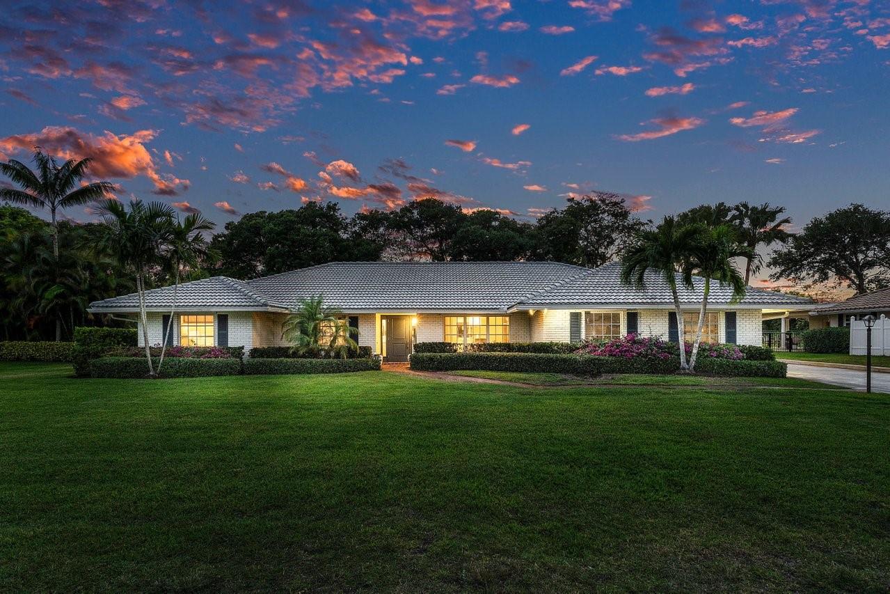 10871 Gleneagles Road, Boynton Beach, Florida 33436