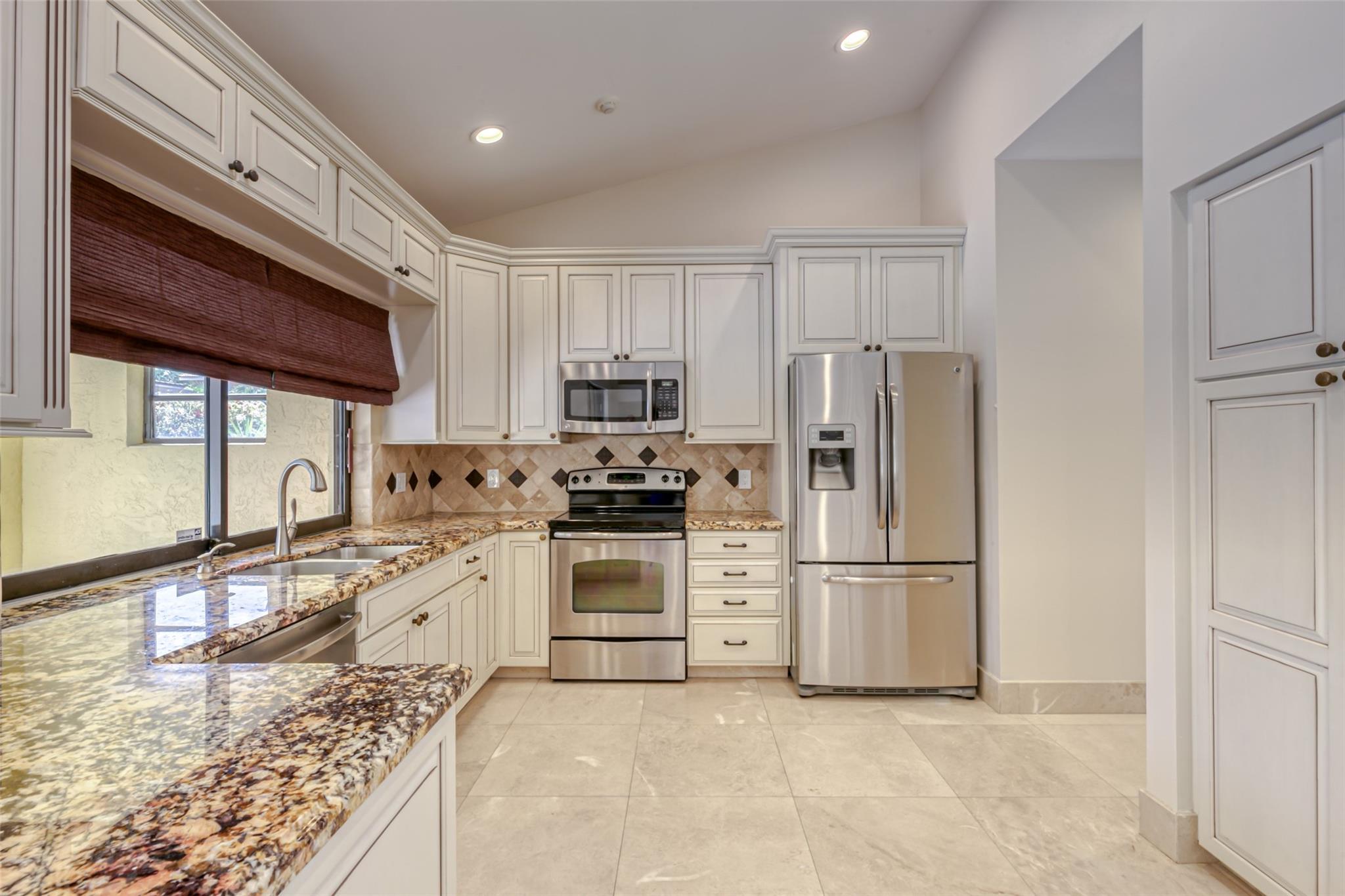 4398 NW 26th Ave