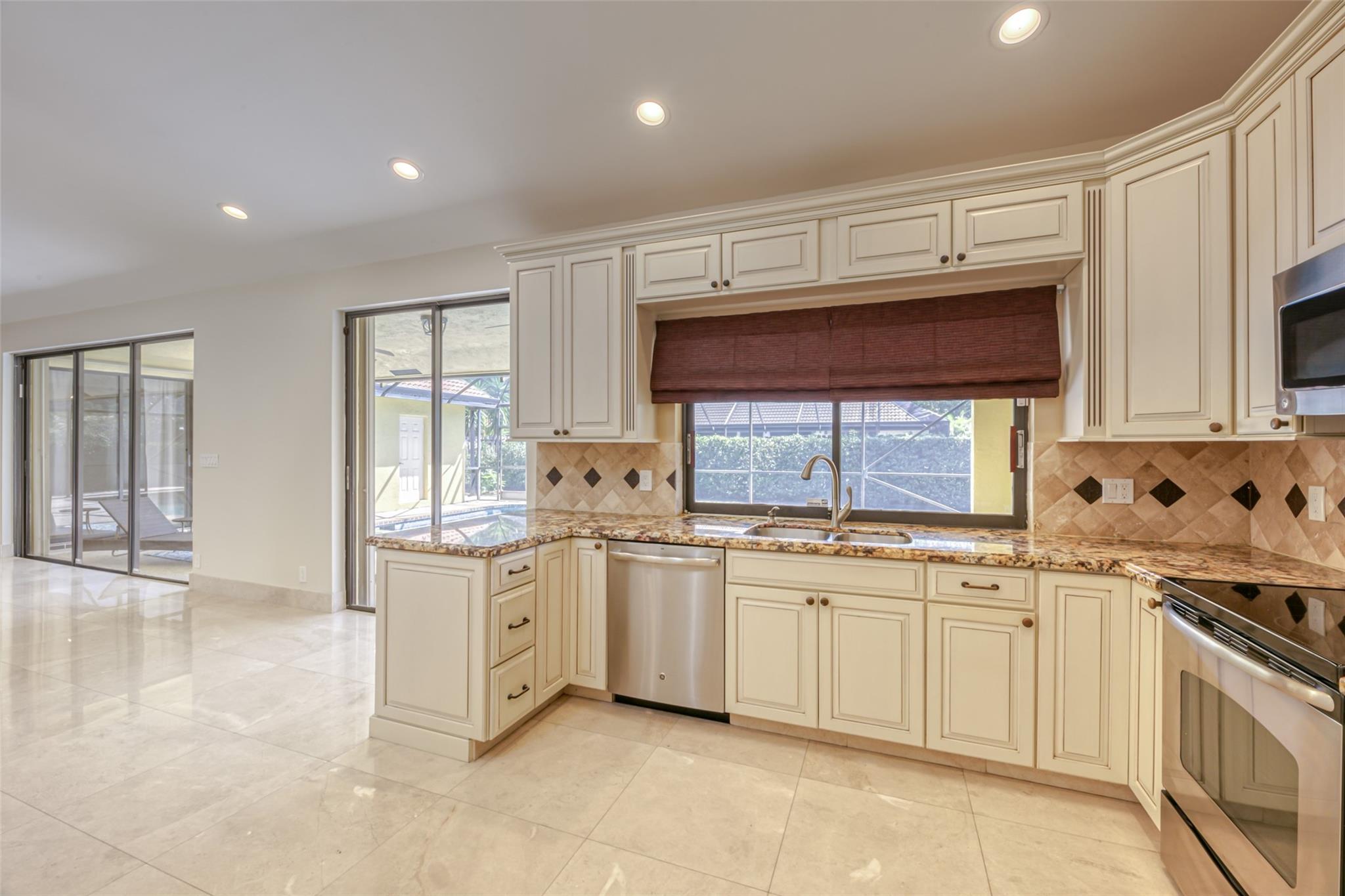 4398 NW 26th Ave