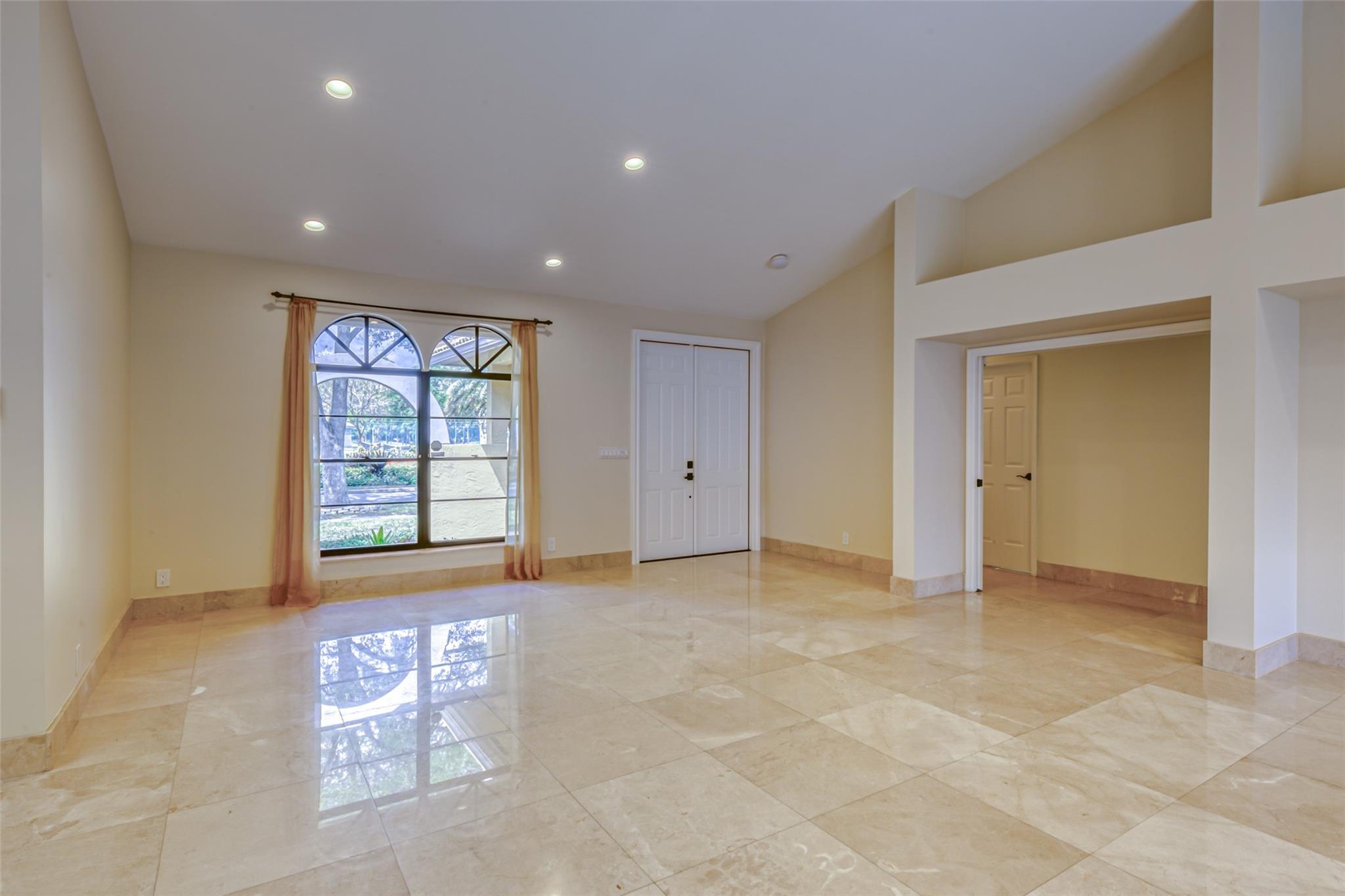 4398 NW 26th Ave