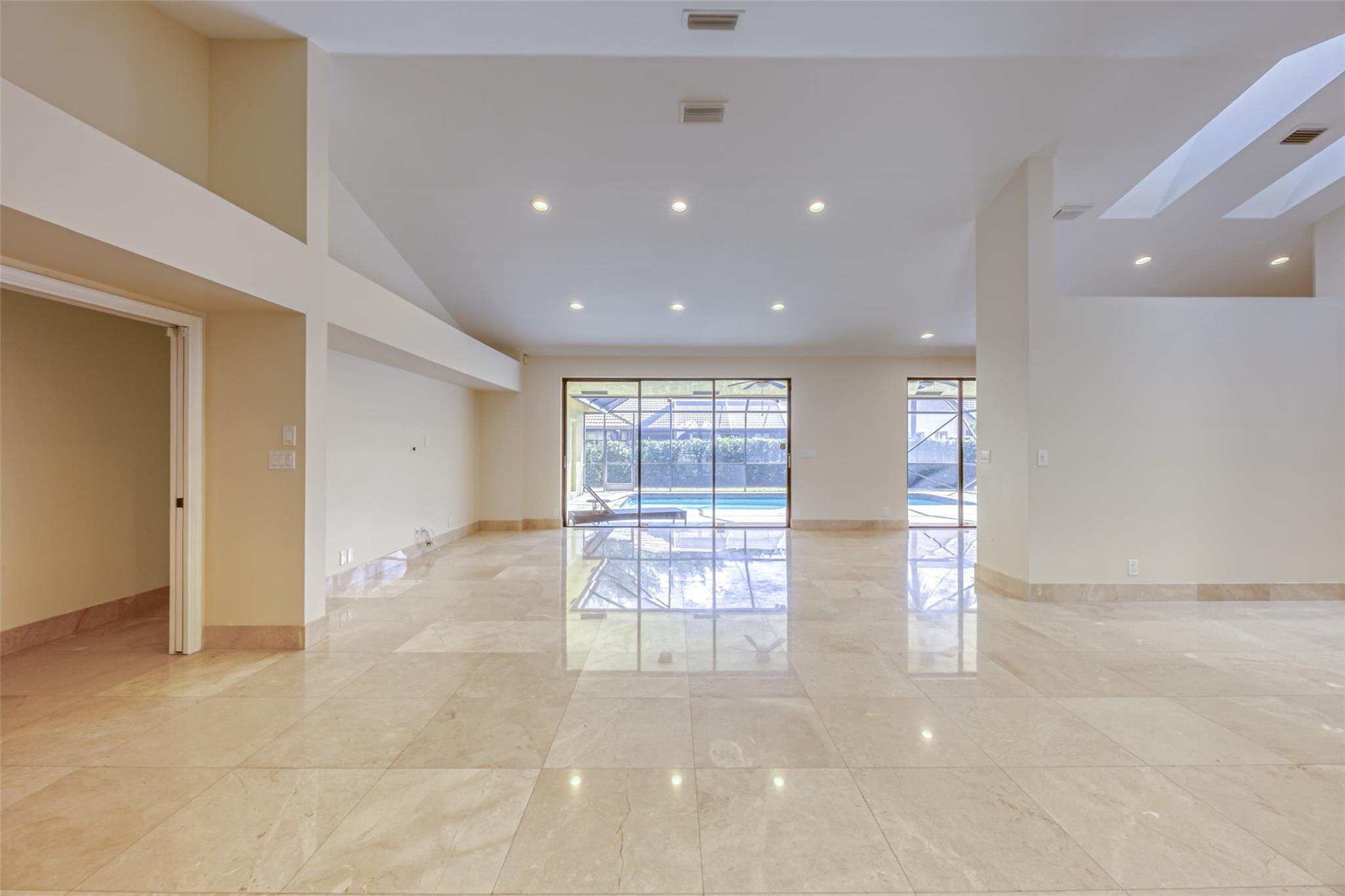 4398 NW 26th Ave