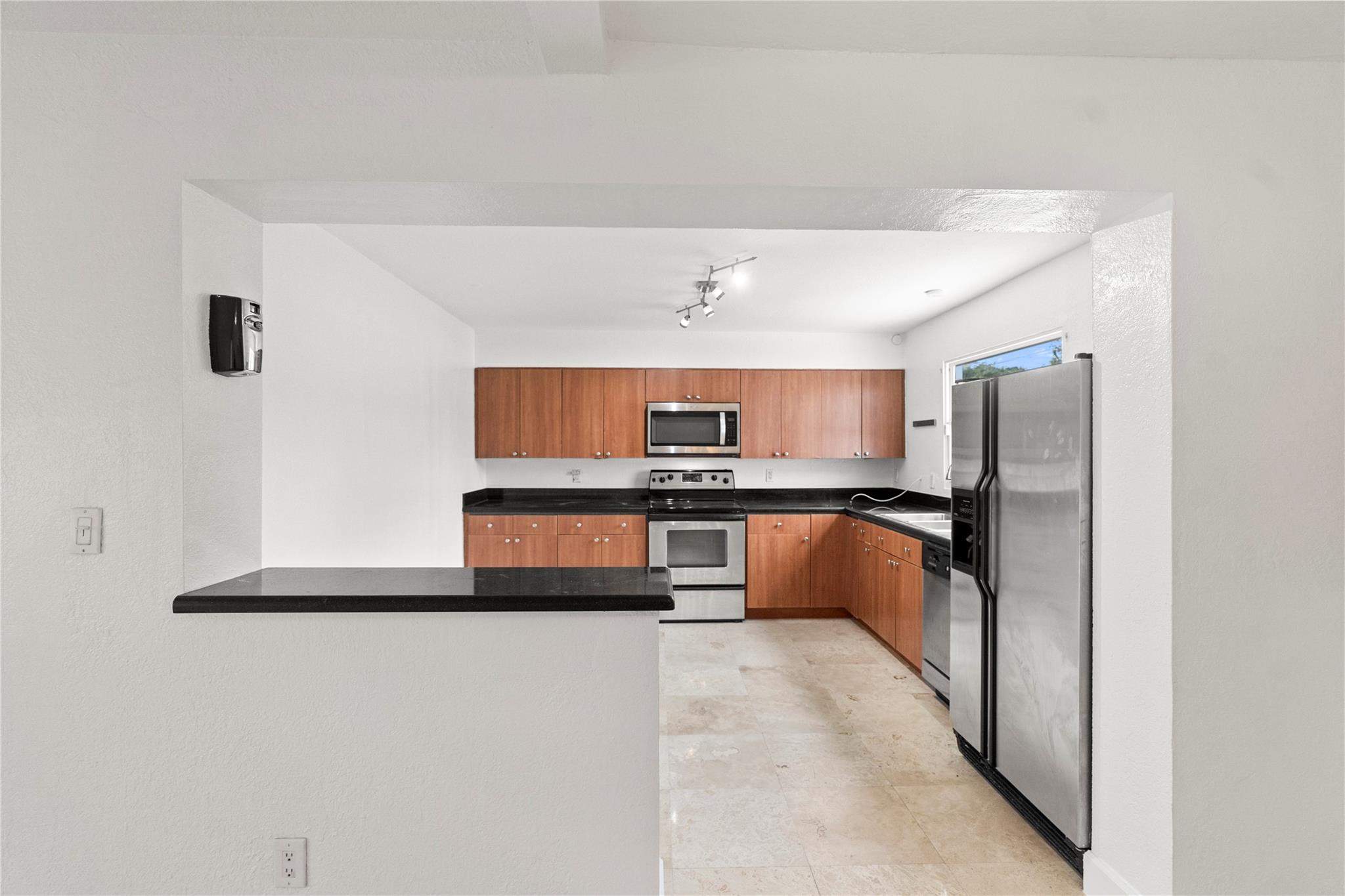 927 SW 22nd Street