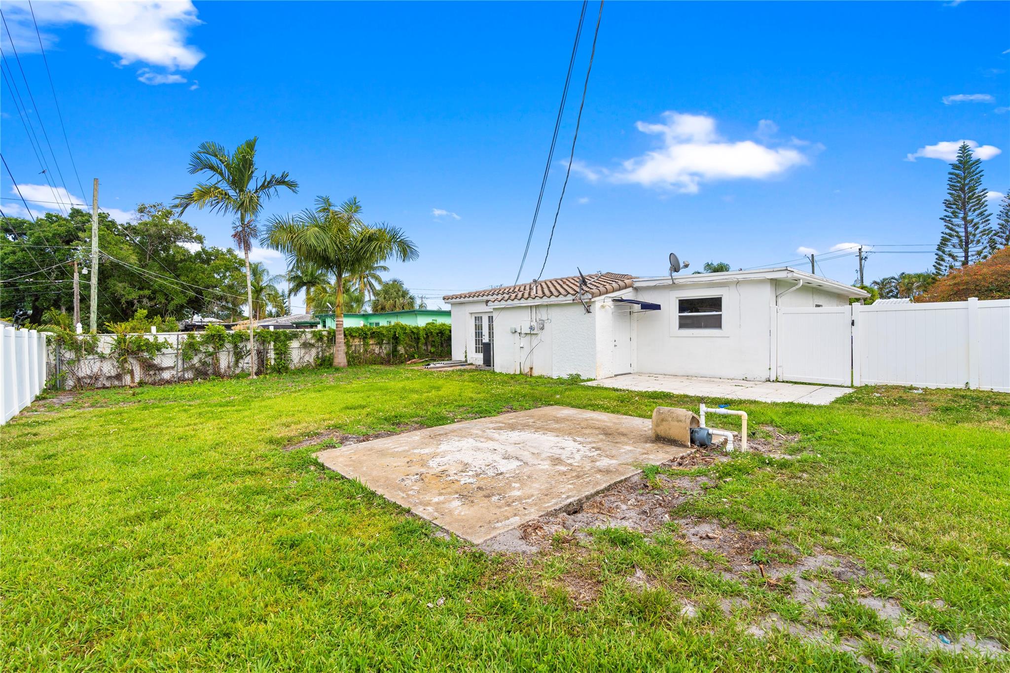 927 SW 22nd Street