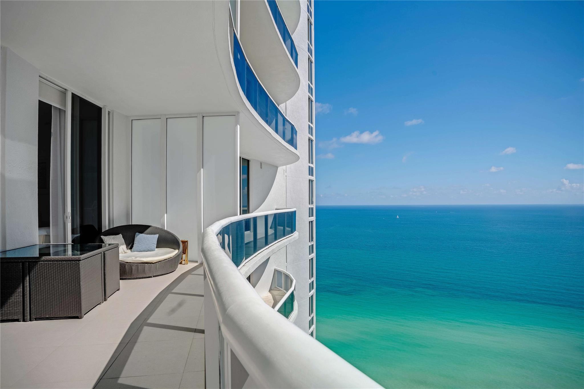 Condo for Sale in Sunny Isles Beach, FL