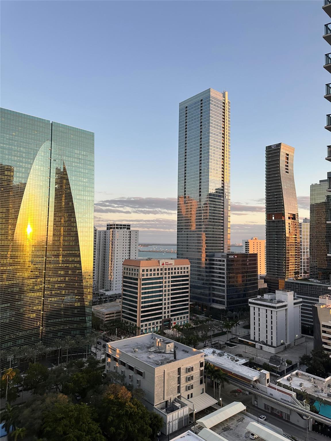 Condo for Sale in Miami, FL