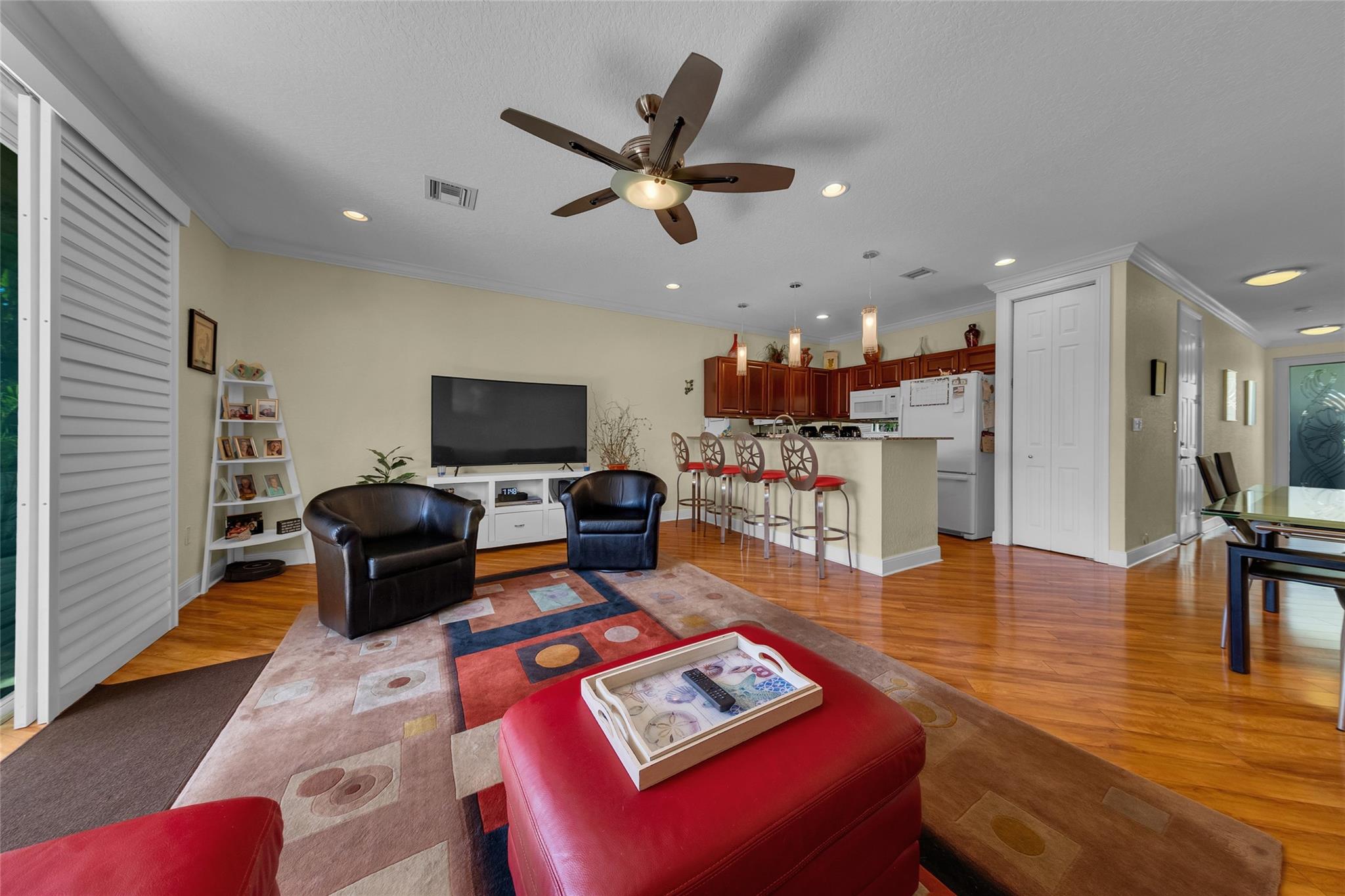 1327 SE 3rd Ave 1327
