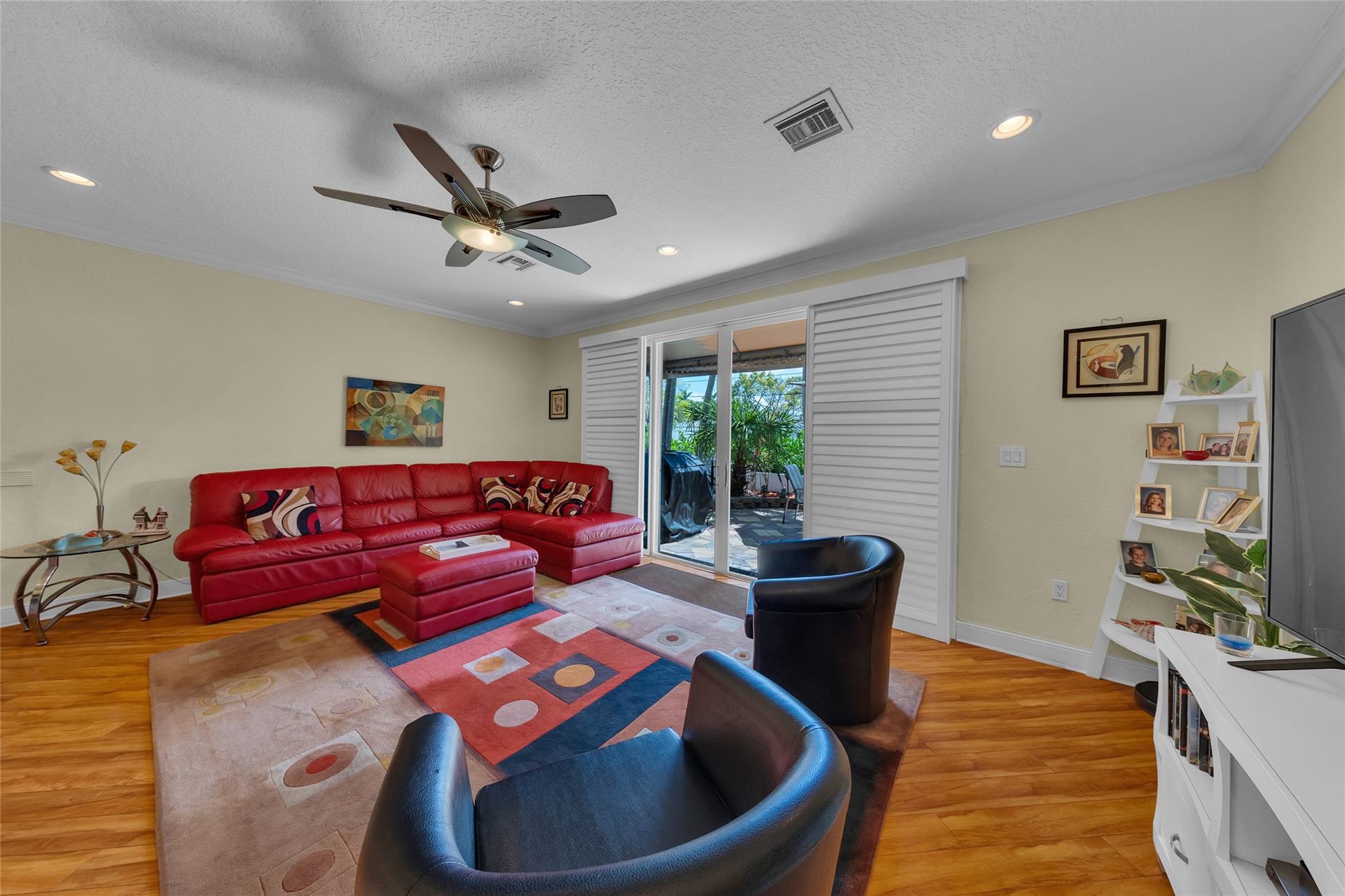 1327 SE 3rd Ave 1327