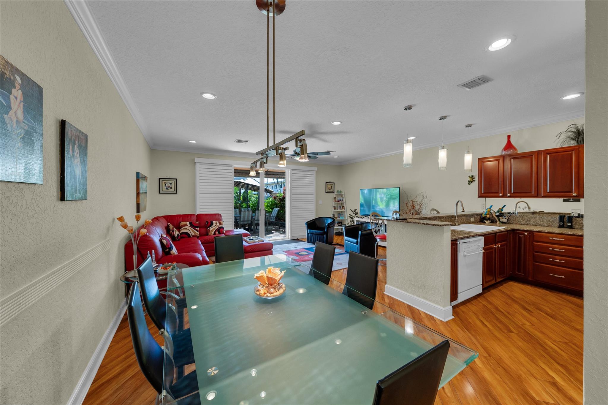 1327 SE 3rd Ave 1327