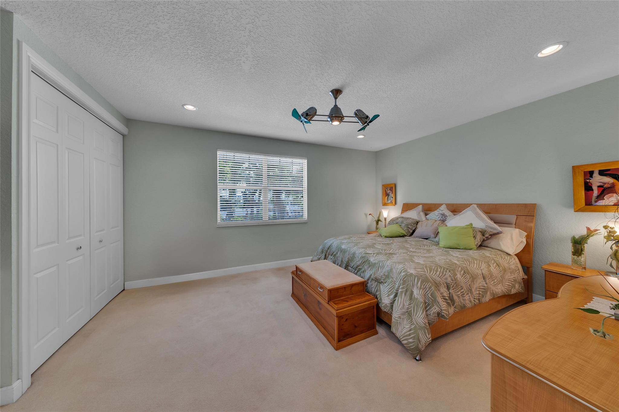 1327 SE 3rd Ave 1327