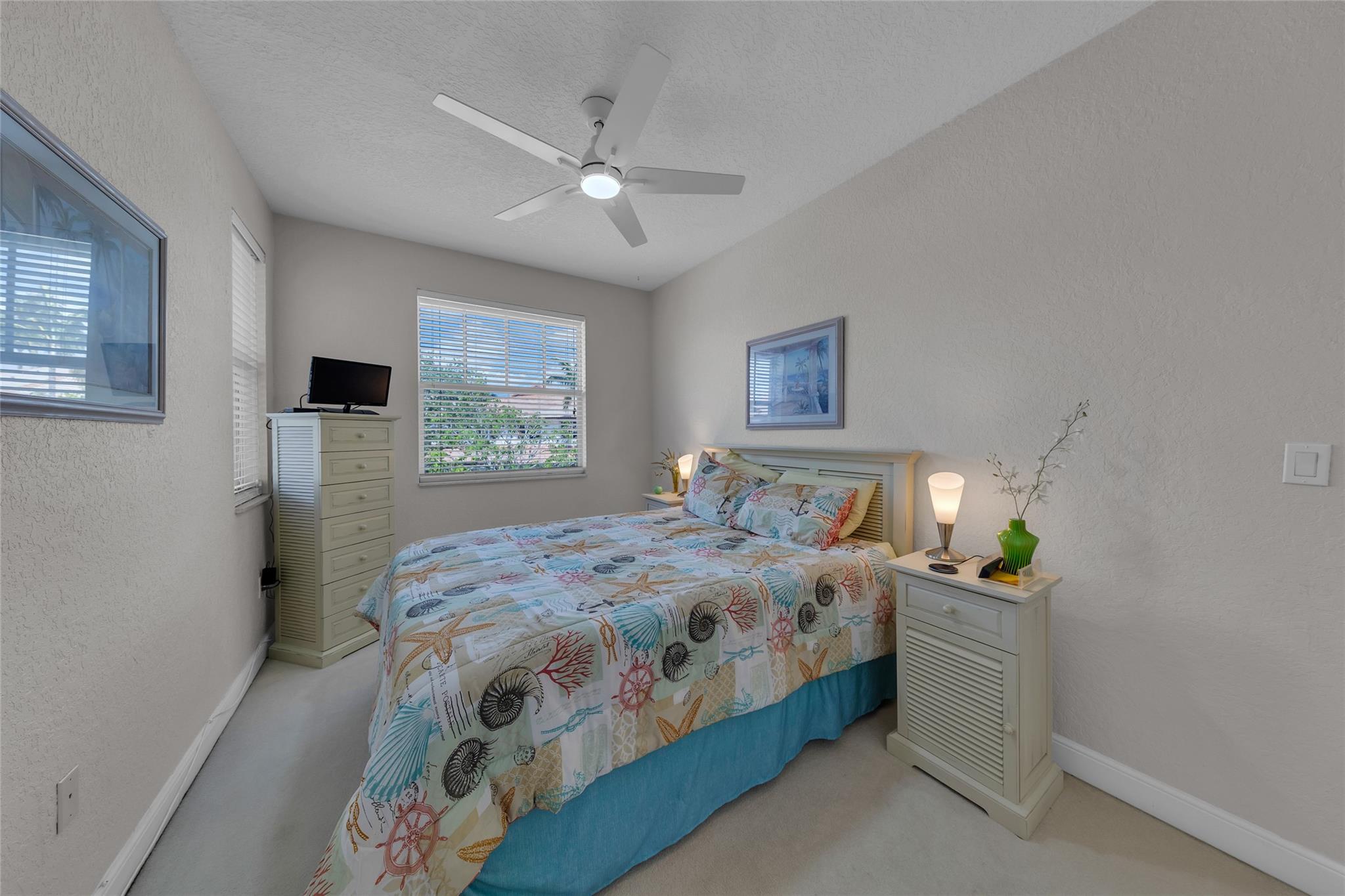 1327 SE 3rd Ave 1327
