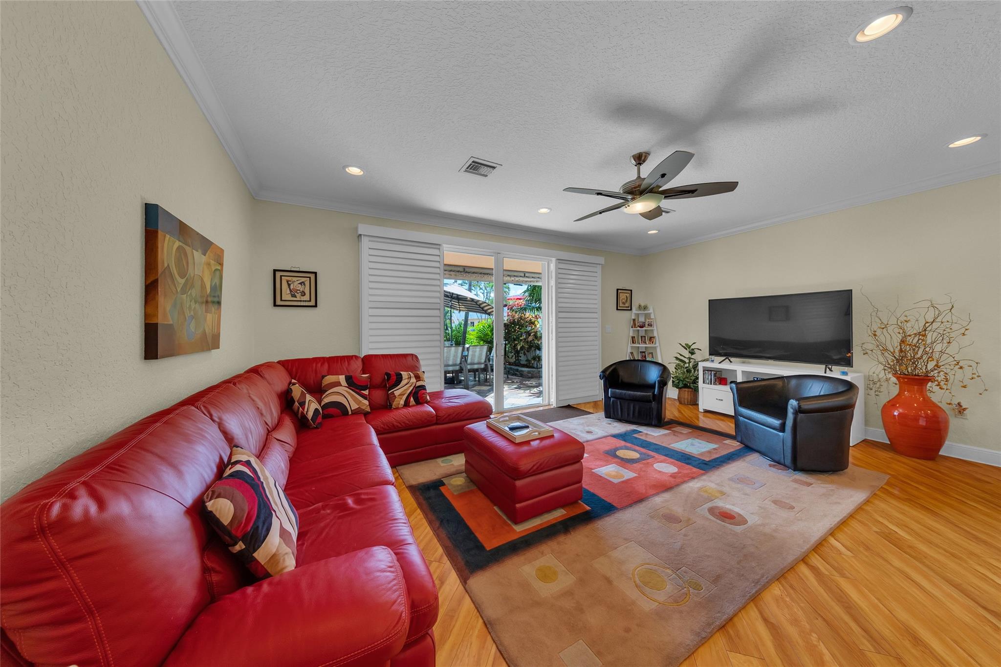 1327 SE 3rd Ave 1327