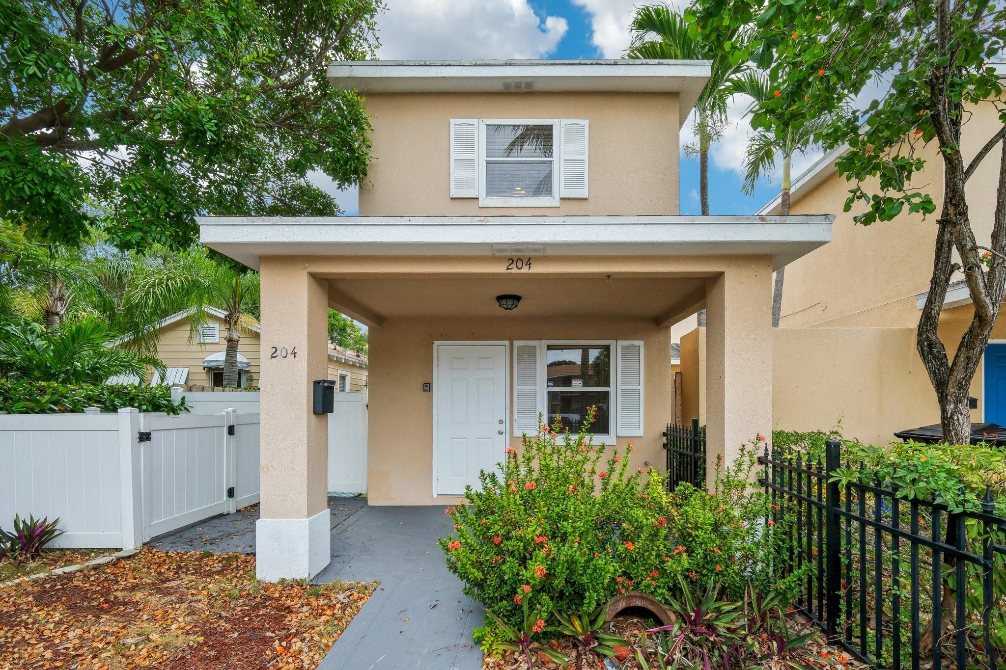 204 N D Street