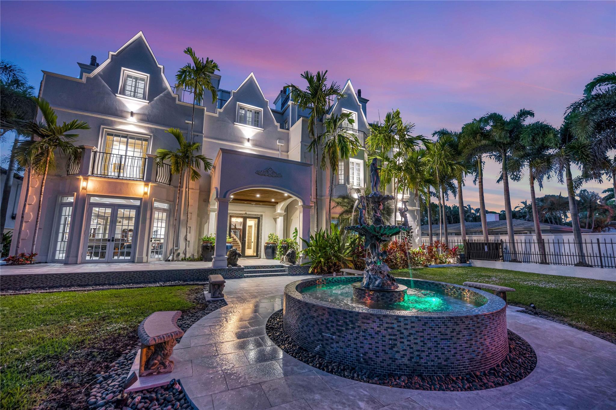 1317 Middle River Dr Fort Lauderdale, FL 33304