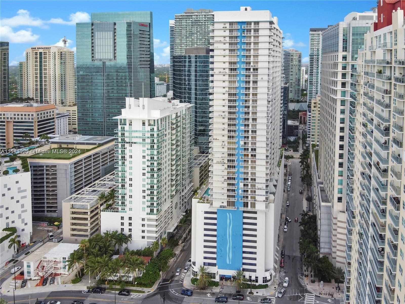 Apartamento à Venda em Miami, FL
