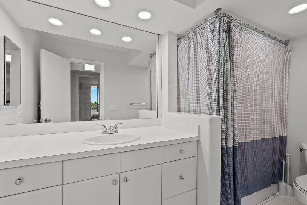 500 Egret Circle 8507
