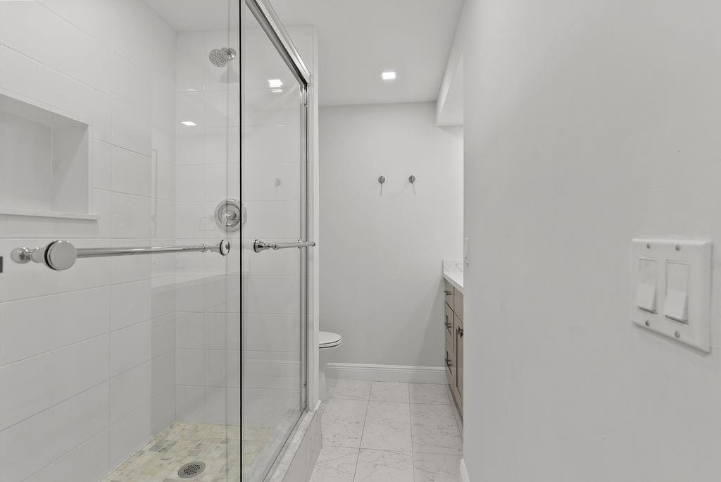 500 Egret Circle 8507