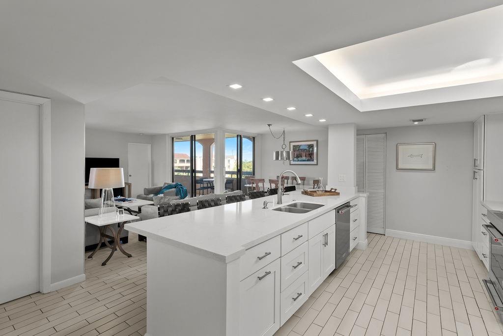 500 Egret Circle 8507