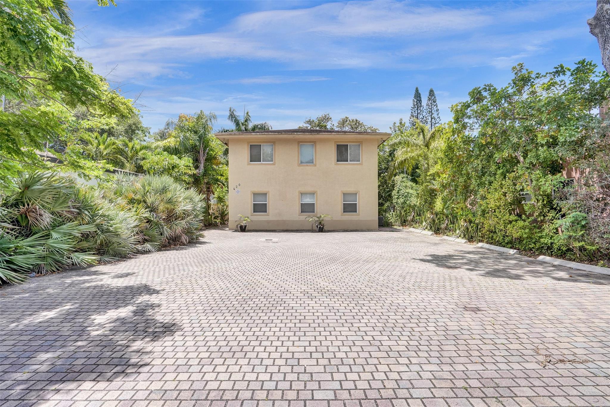 420 18th Ct, Fort Lauderdale, Florida 33316