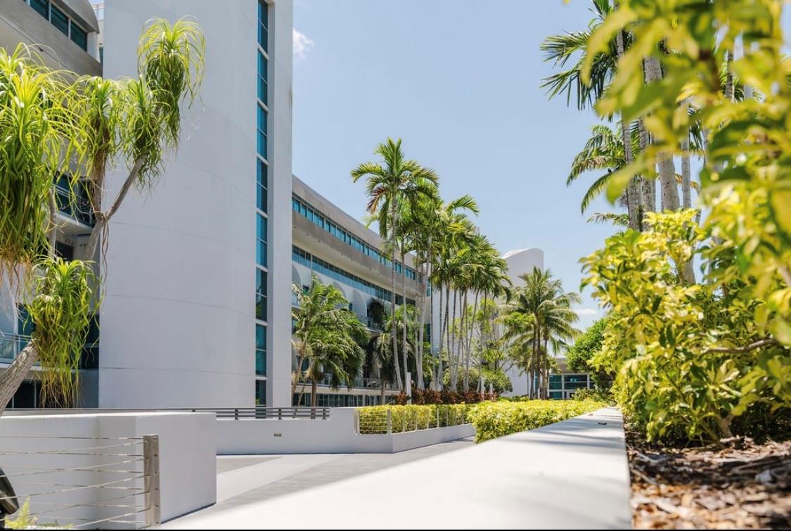 Condo for Sale in Miami, FL