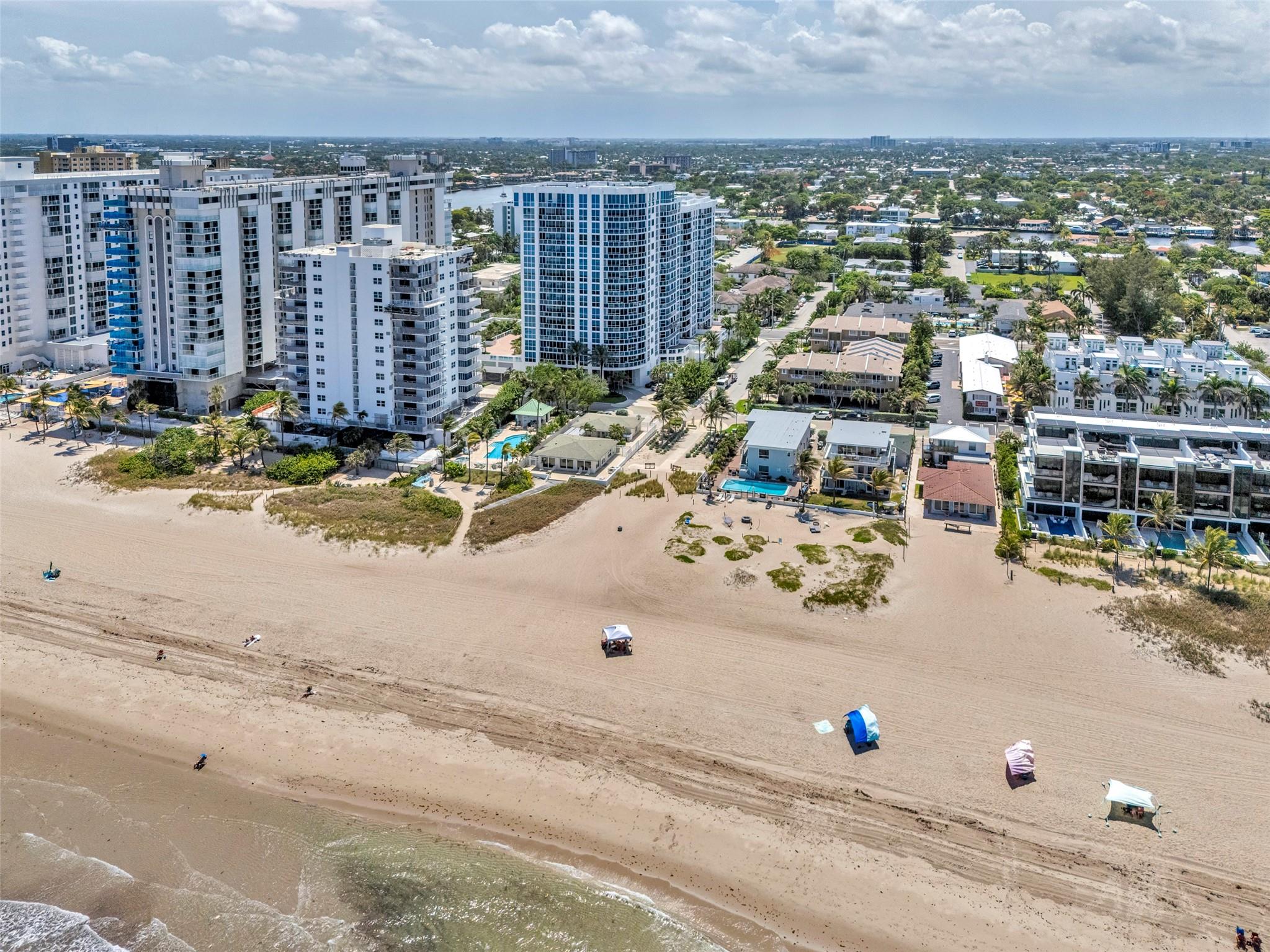 Apartamento en Venta en Pompano Beach, FL