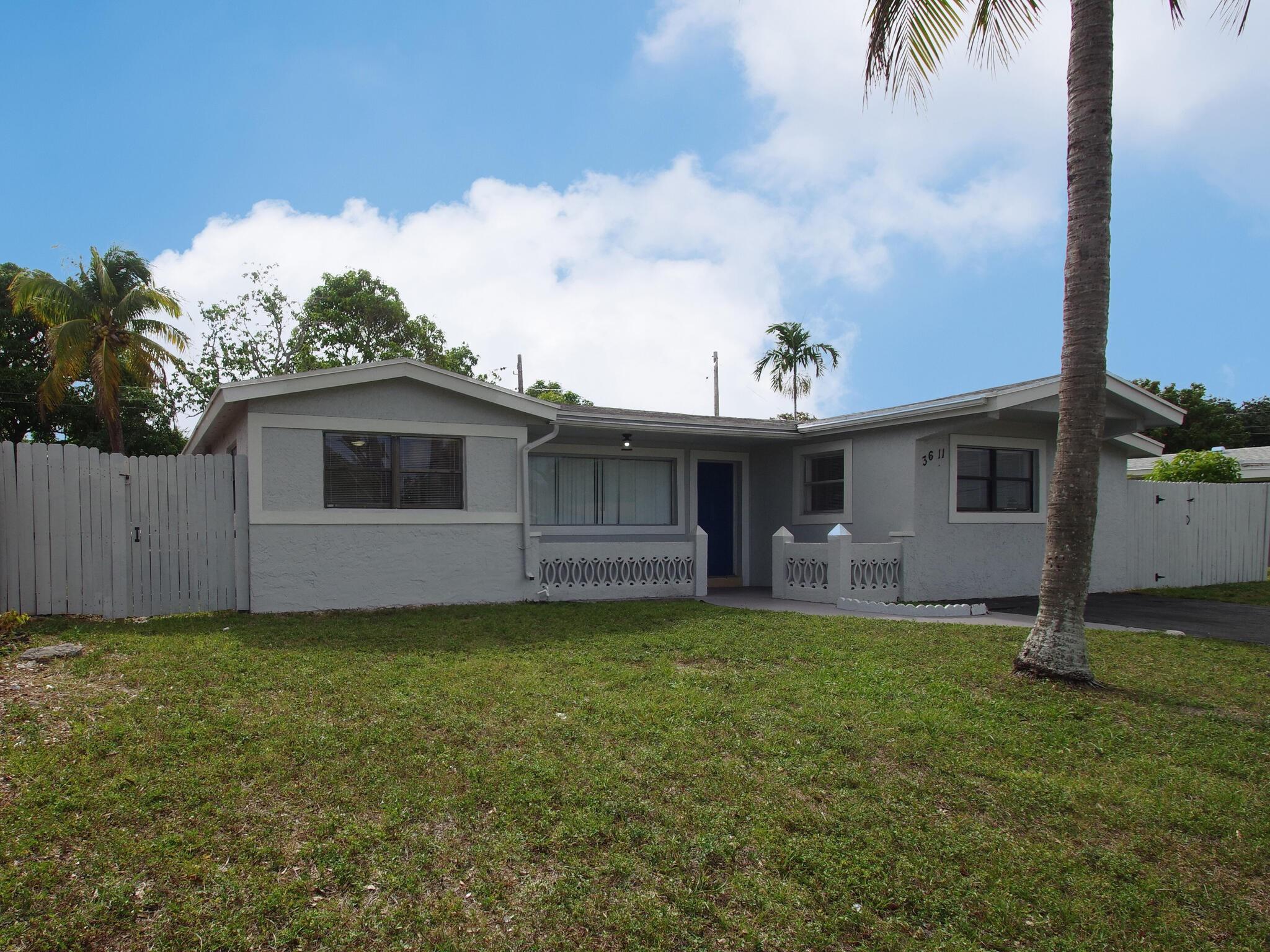 3611 35th Ave, Lauderdale Lakes, Florida 33309