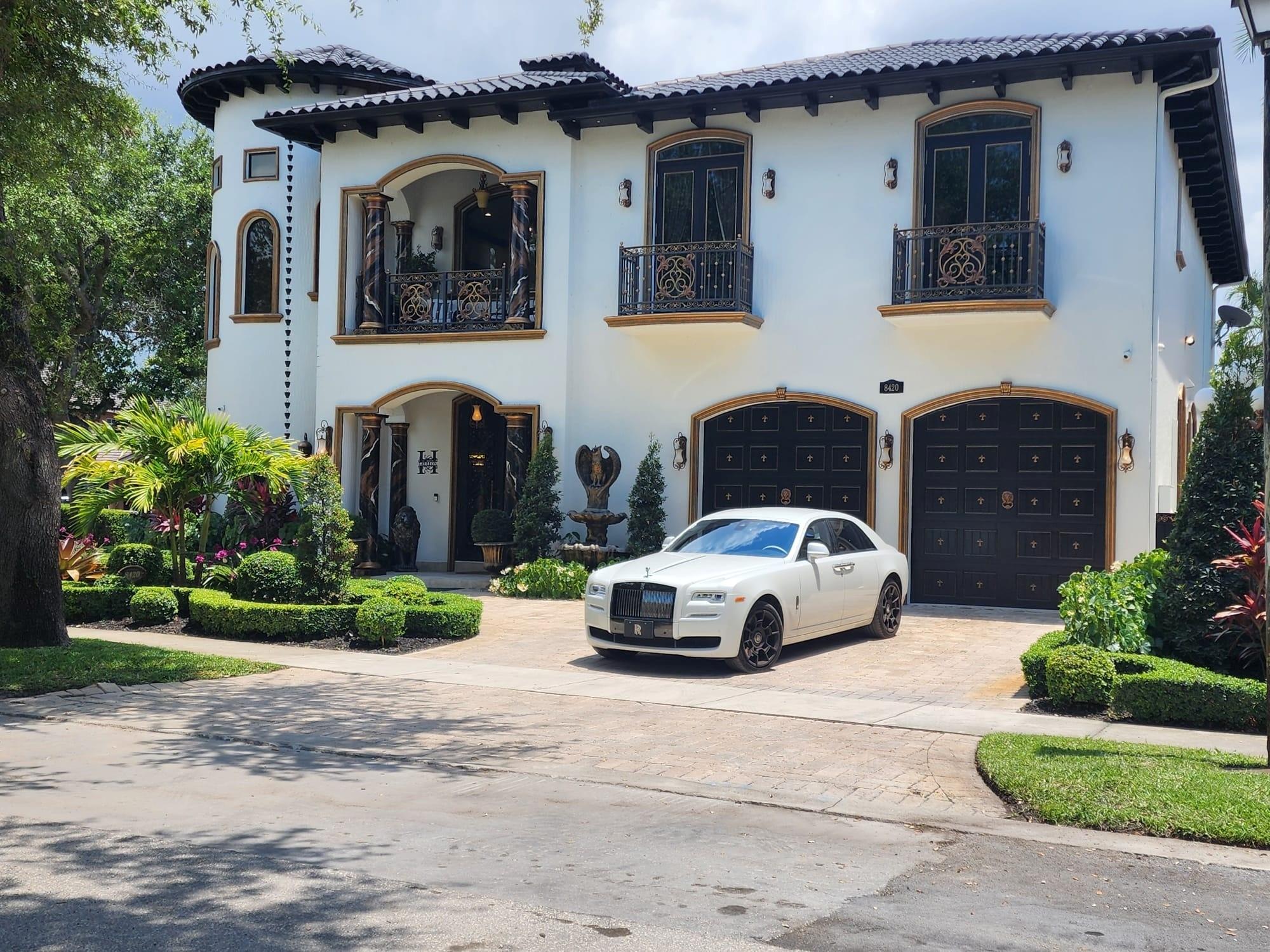 8420 169th Ter, Miami Lakes, Florida 33016