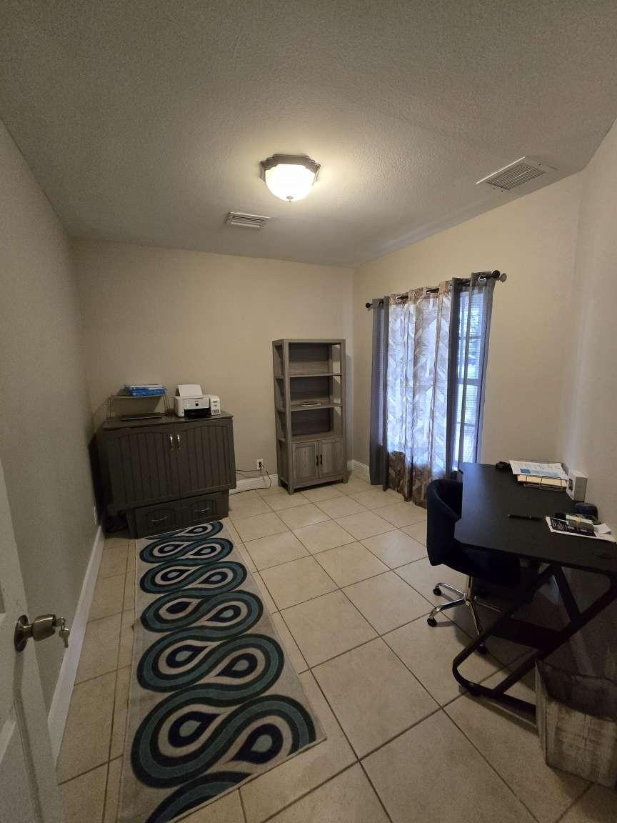 Homes for sale in Oakland Park, FL | 2351 Nw 29Th St, Oakland Park, FL 33311 | MLS# F10508106