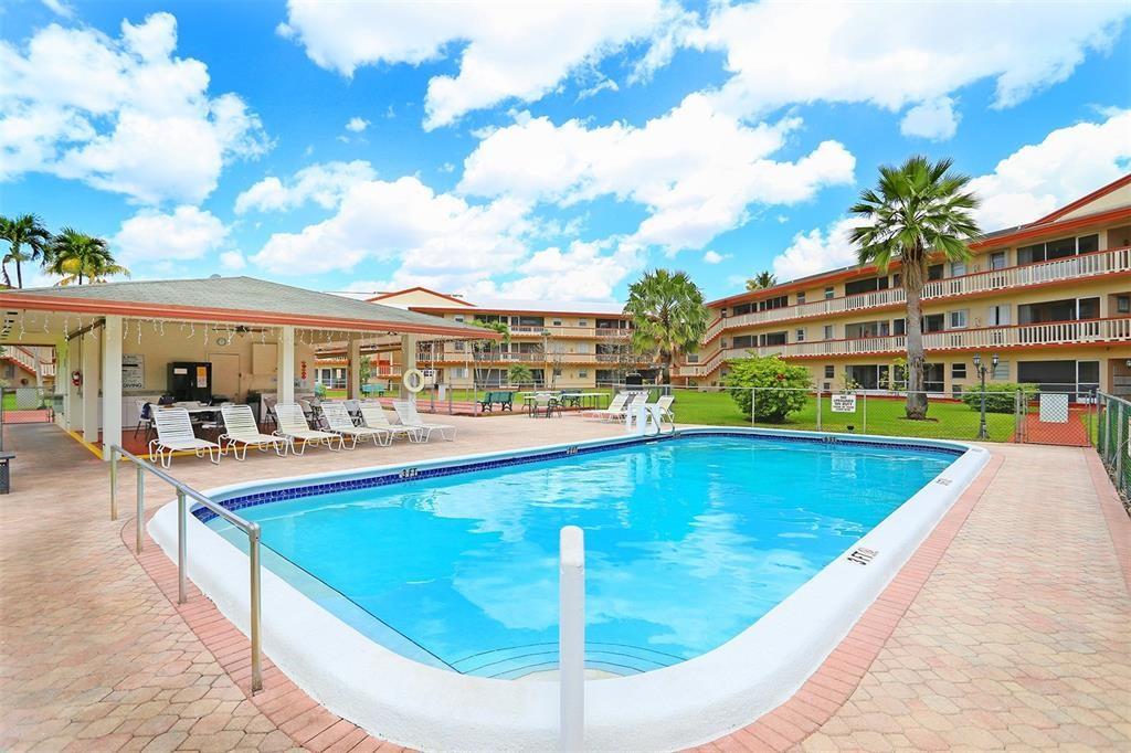 Homes for sale in Hollywood, FL | 5300 Washington St #103Q, Hollywood, FL 33021 | MLS# F10507933