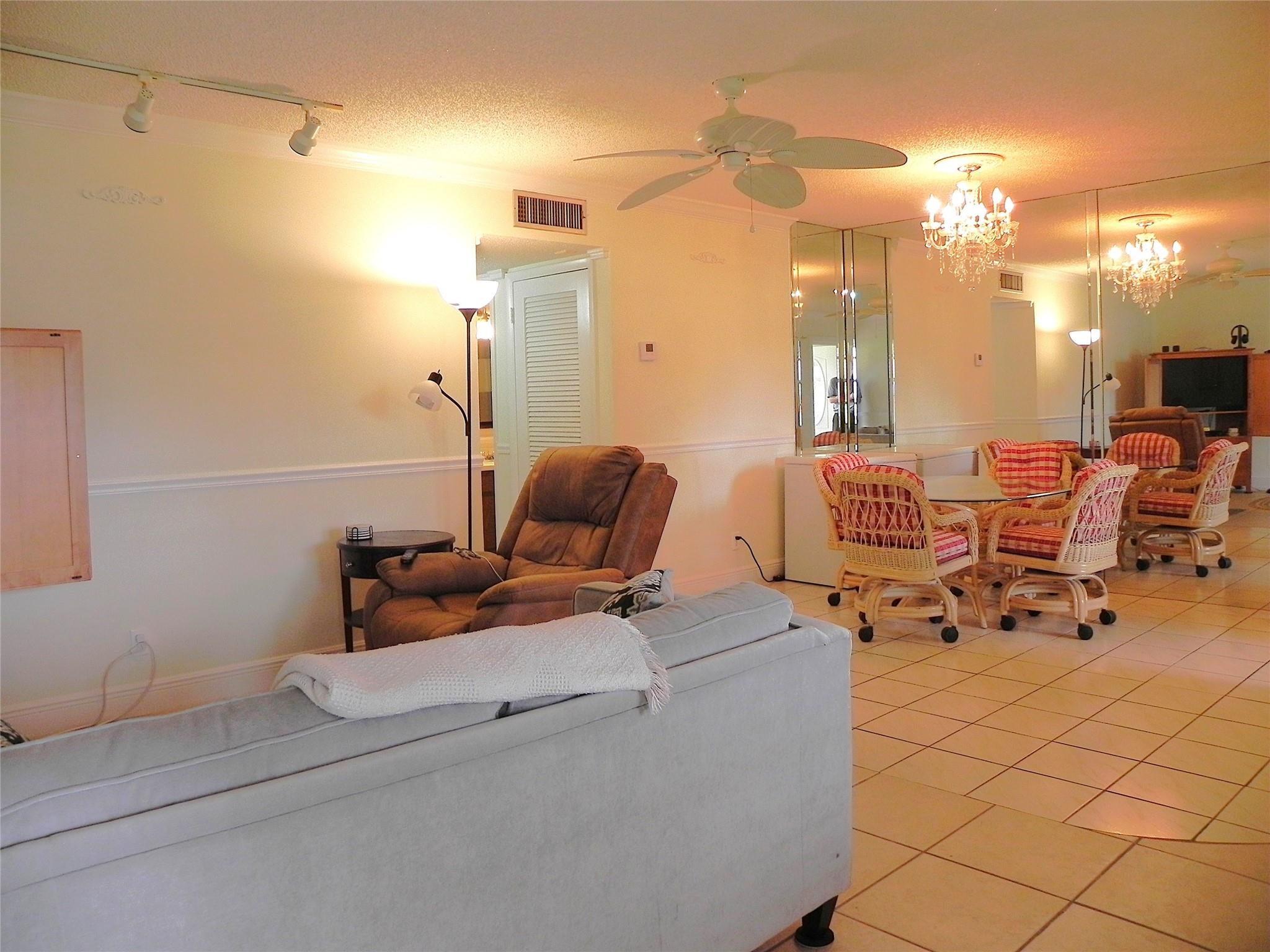 Homes for sale in Hollywood, FL | 5300 Washington St #103Q, Hollywood, FL 33021 | MLS# F10507933