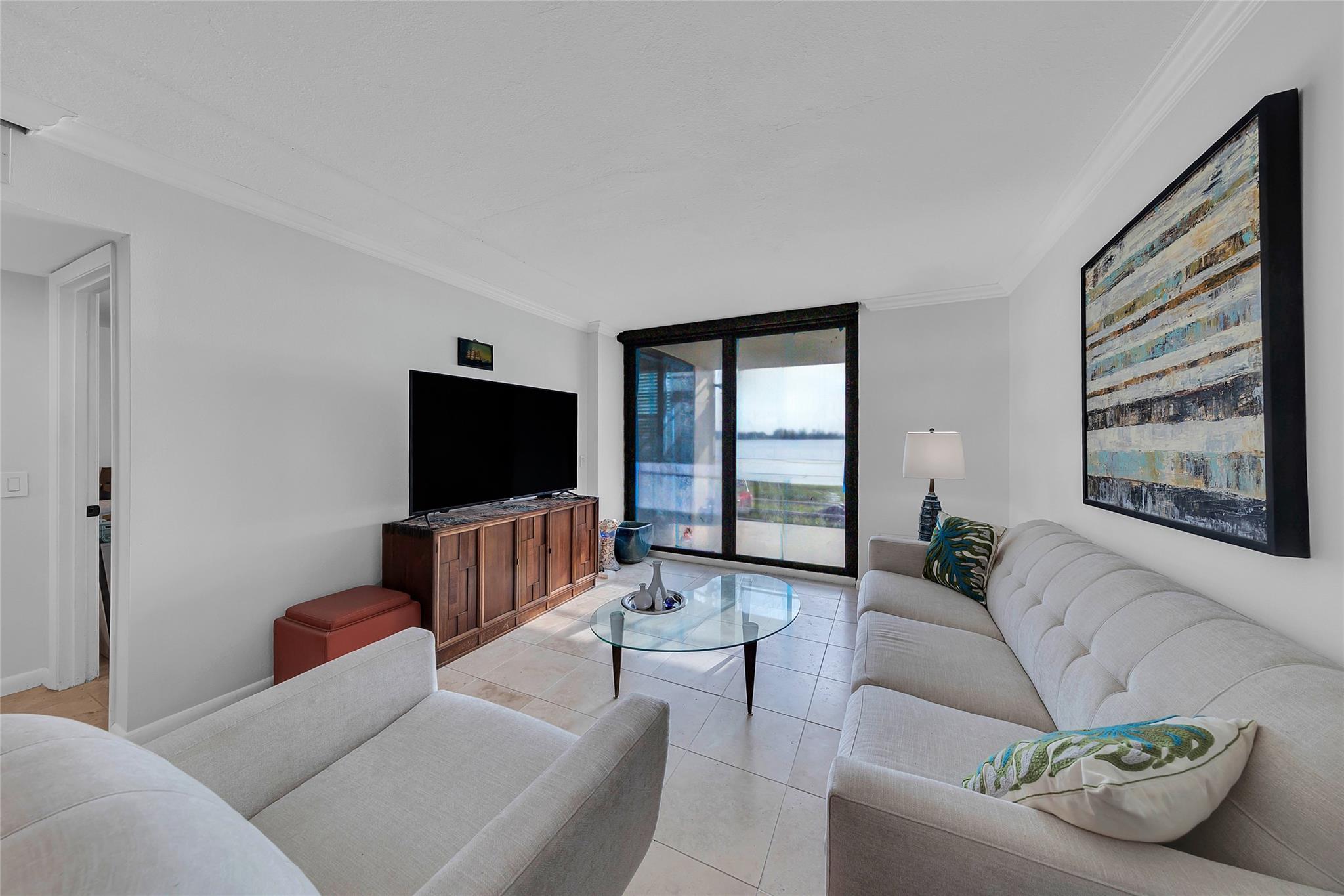 Homes for sale in Oakland Park, FL | 111 Lake Emerald Dr #105, Oakland Park, FL 33309 | MLS# F10507798